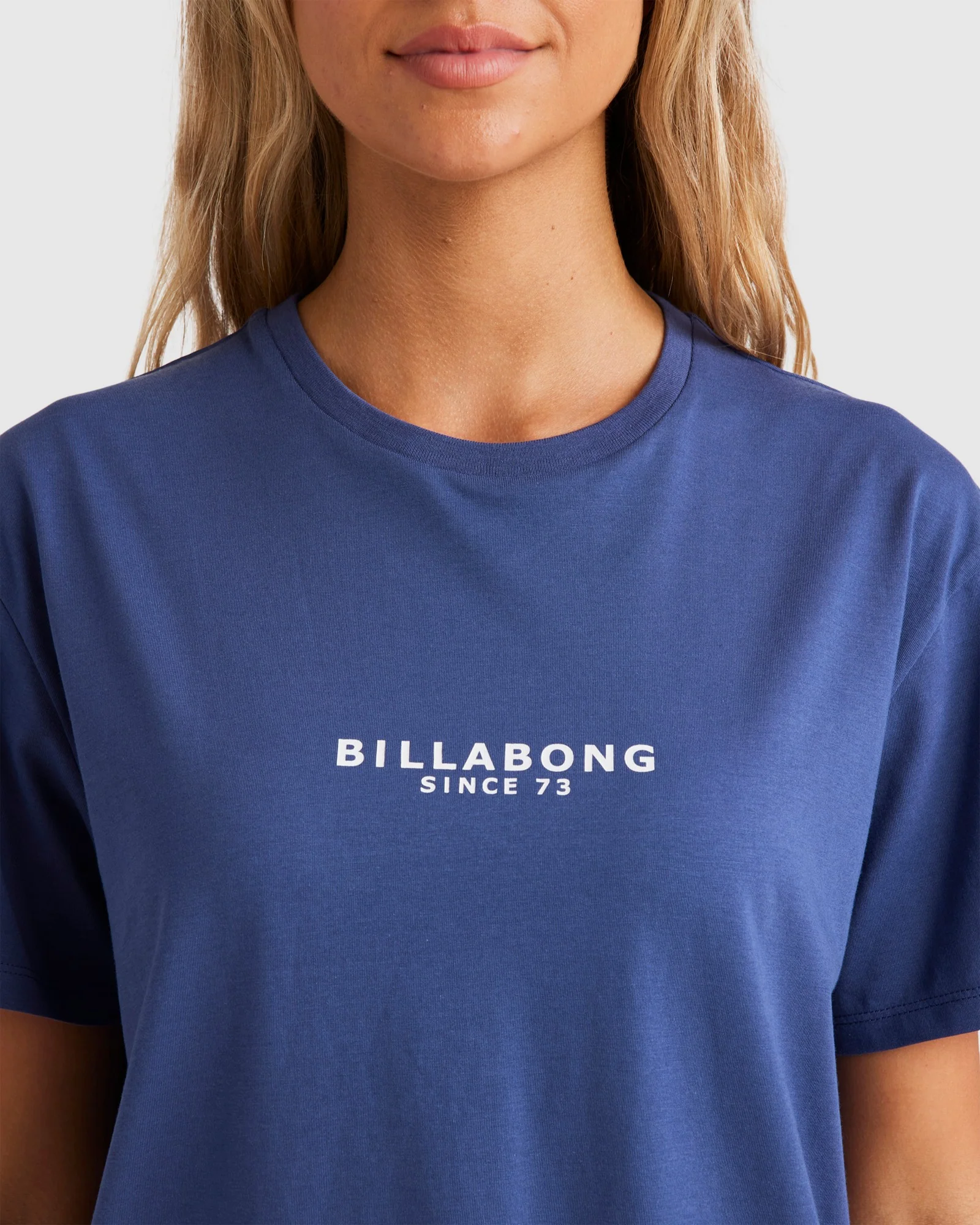Womens Emerald Island T-Shirt - Image 4