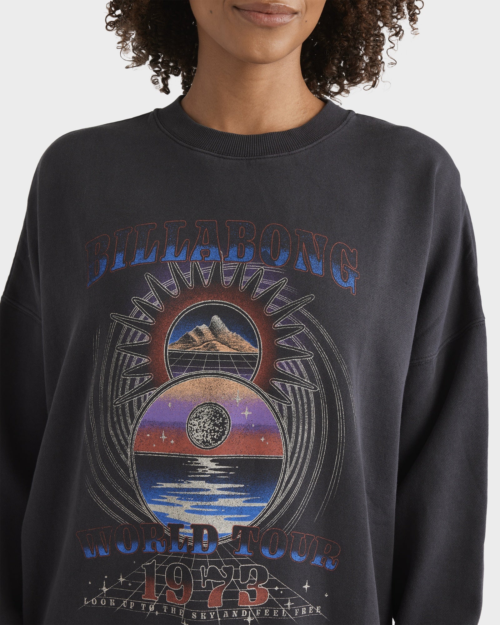 Womens Focus Tour Venice Crew Neck - Image 4