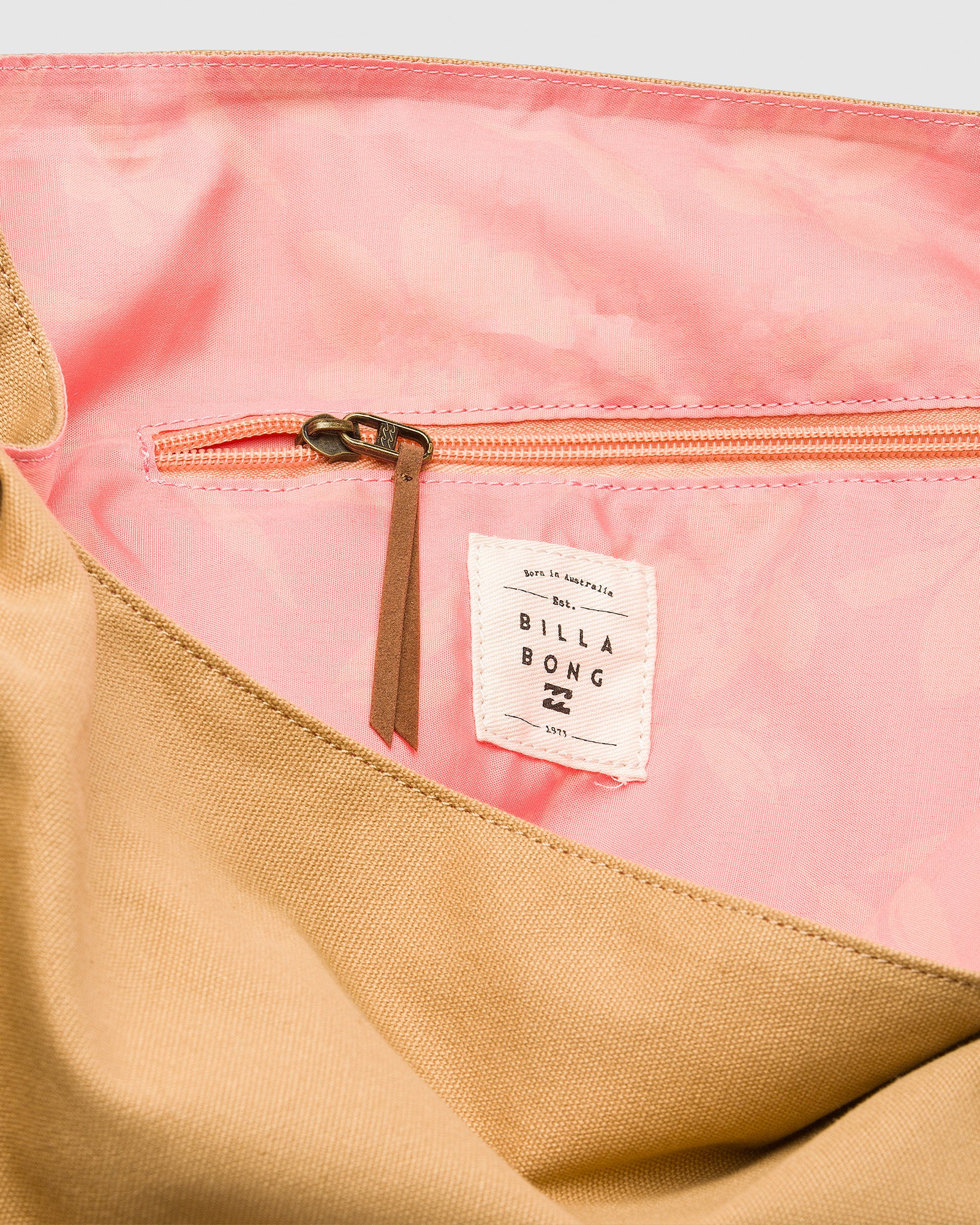 Womens Fox Mama Shoulder Bag - Image 4