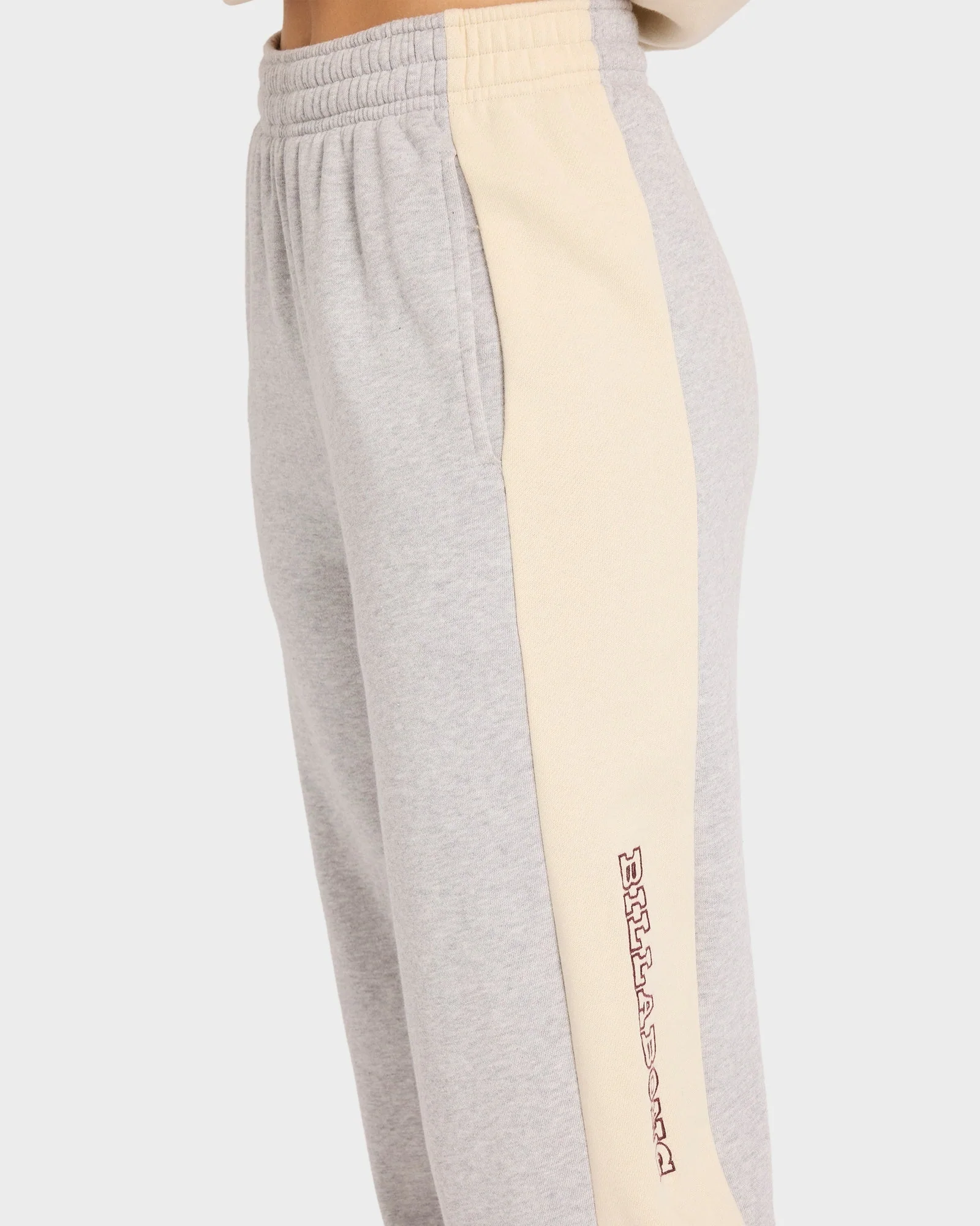 Womens Get It Trackpants - Image 4