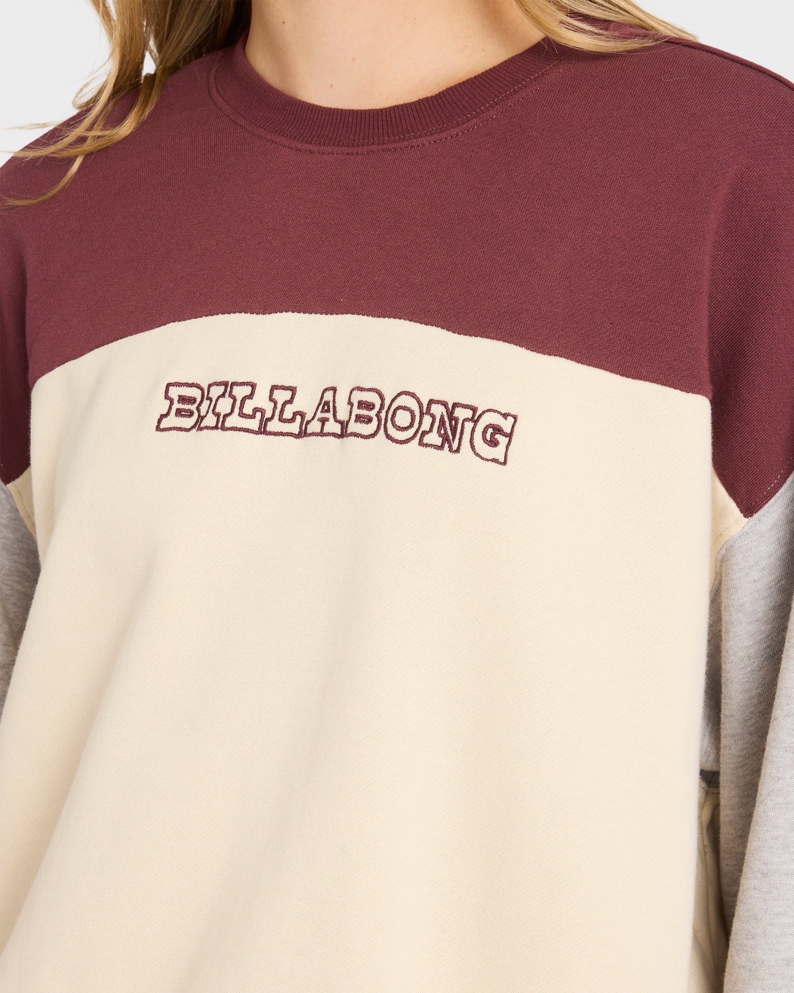 Womens Get It Kendal Crew Neck - Image 4
