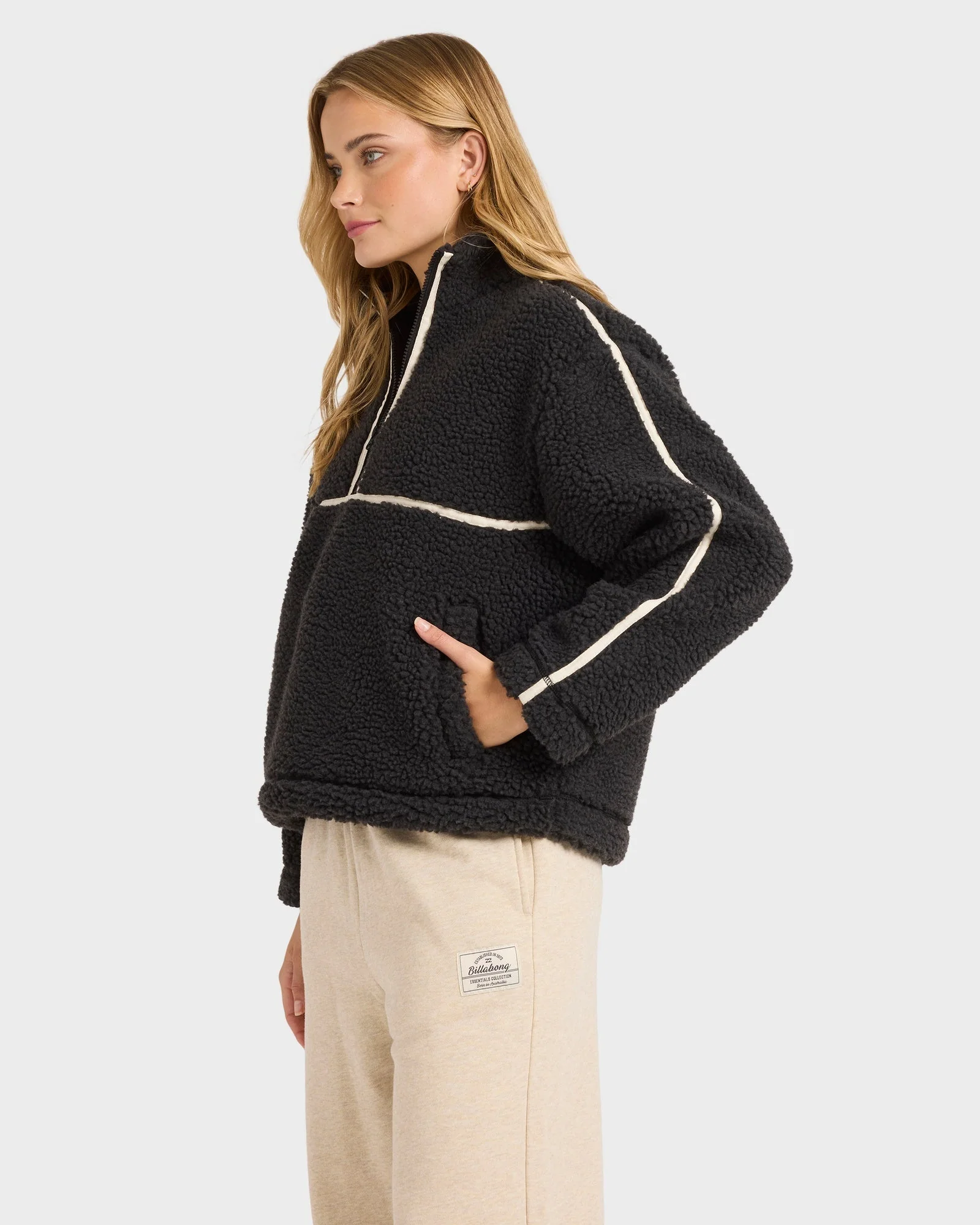 Womens Getting Warm Shrpa Half Zip Pullover - Image 3