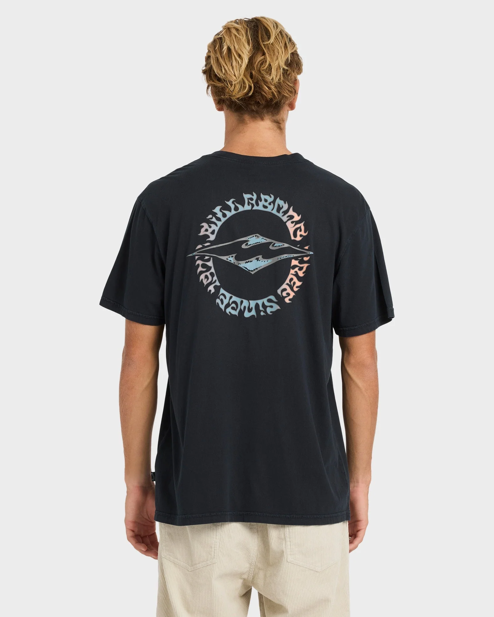 Mens Hollow Diamond Wave Washed Premium T-Shirt - Image 2