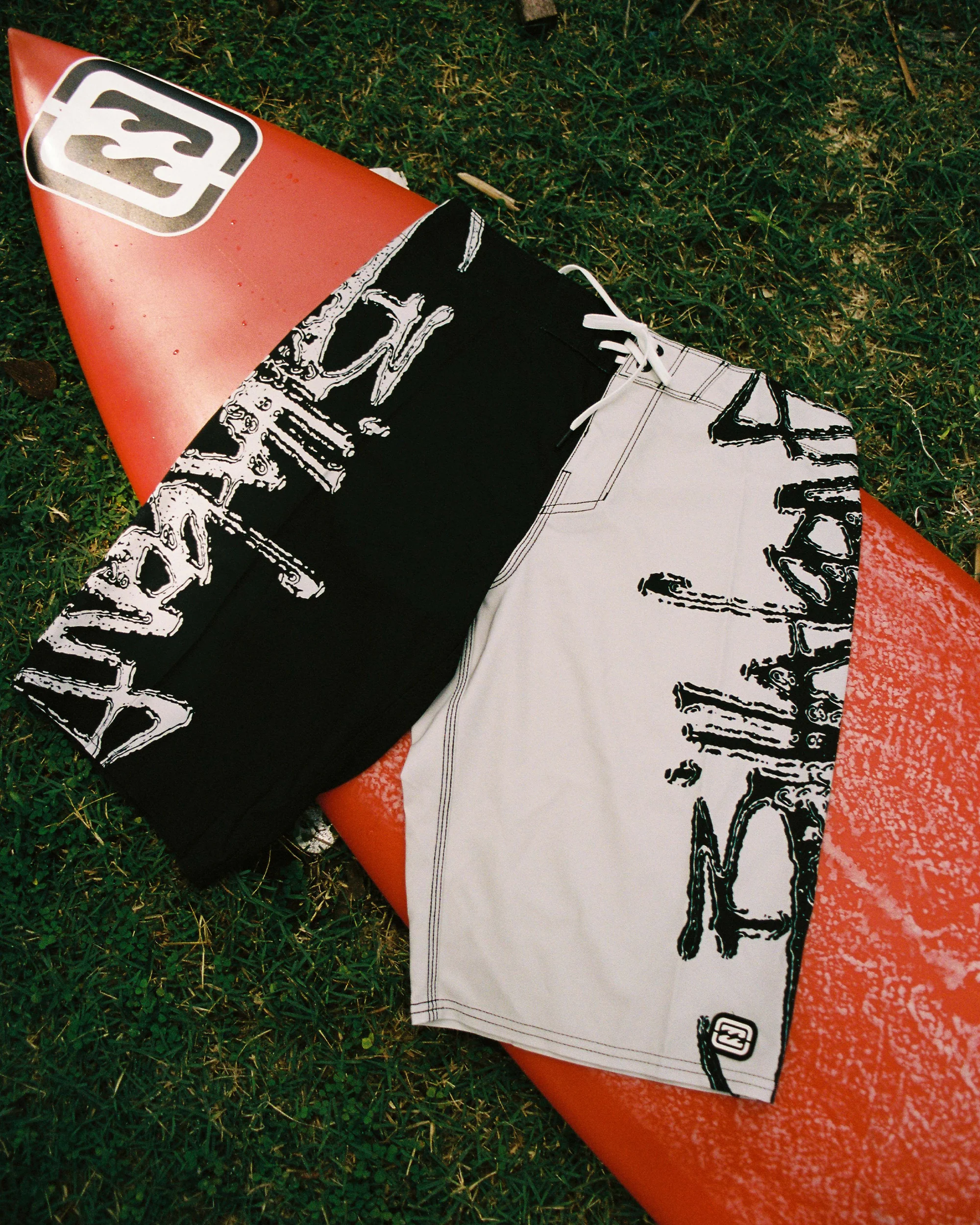 Mens Inverted Pro 22" Boardshorts - Image 2