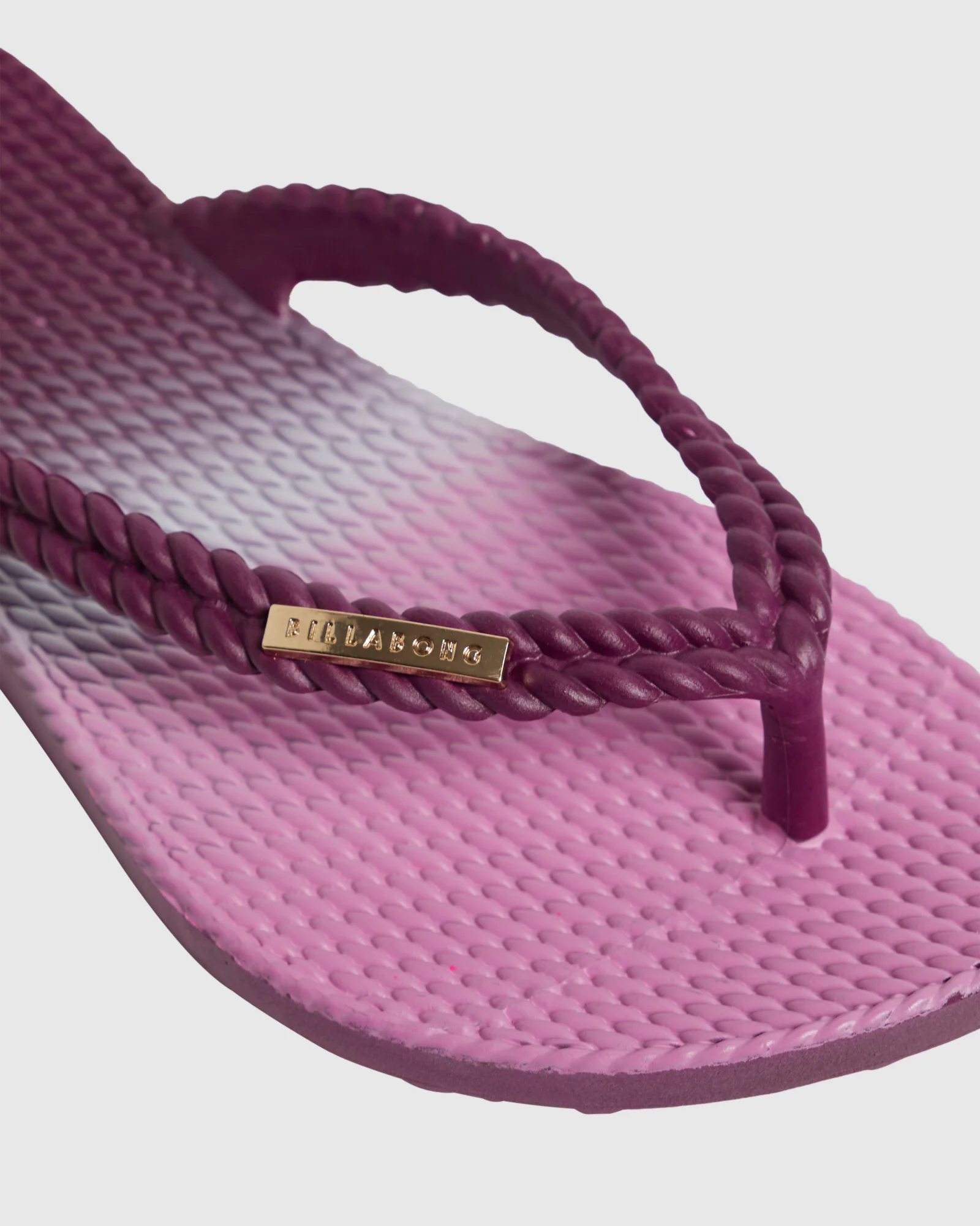 Womens Kick Back Fade Thongs - Image 6