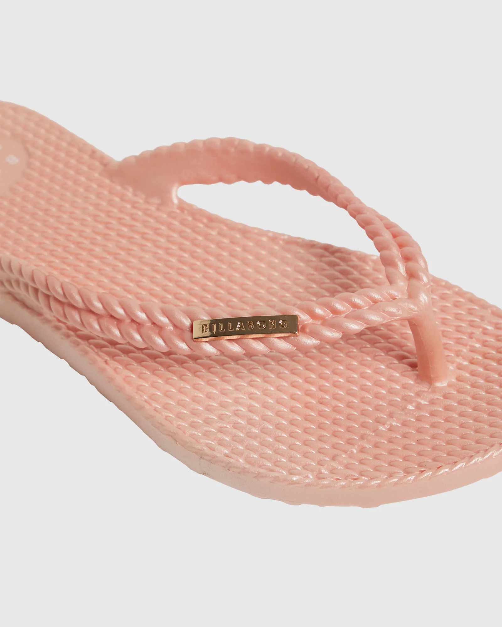 Womens Kick Back Metallic Thongs - Image 6