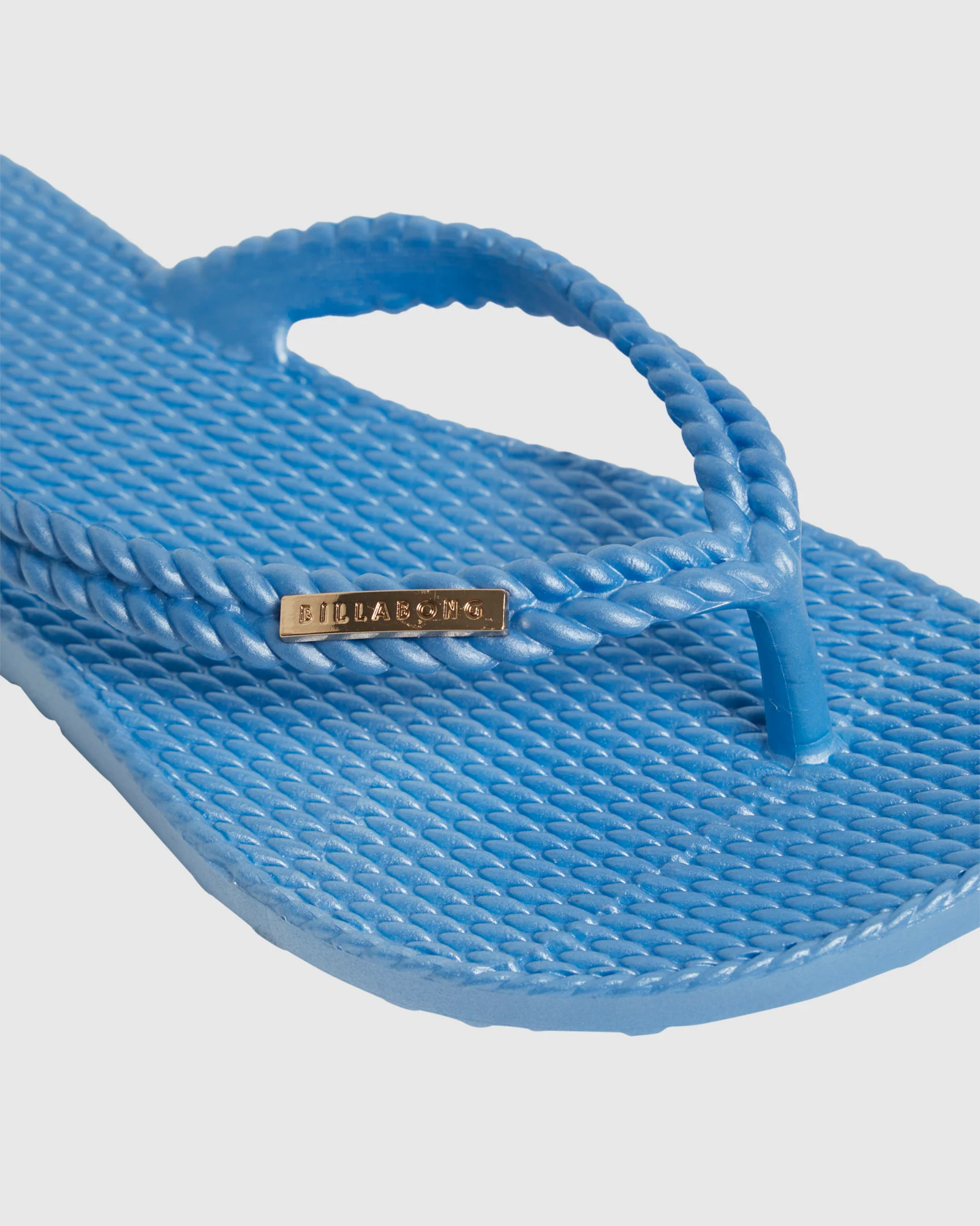 Womens Kick Back Metallic Thongs - Image 6
