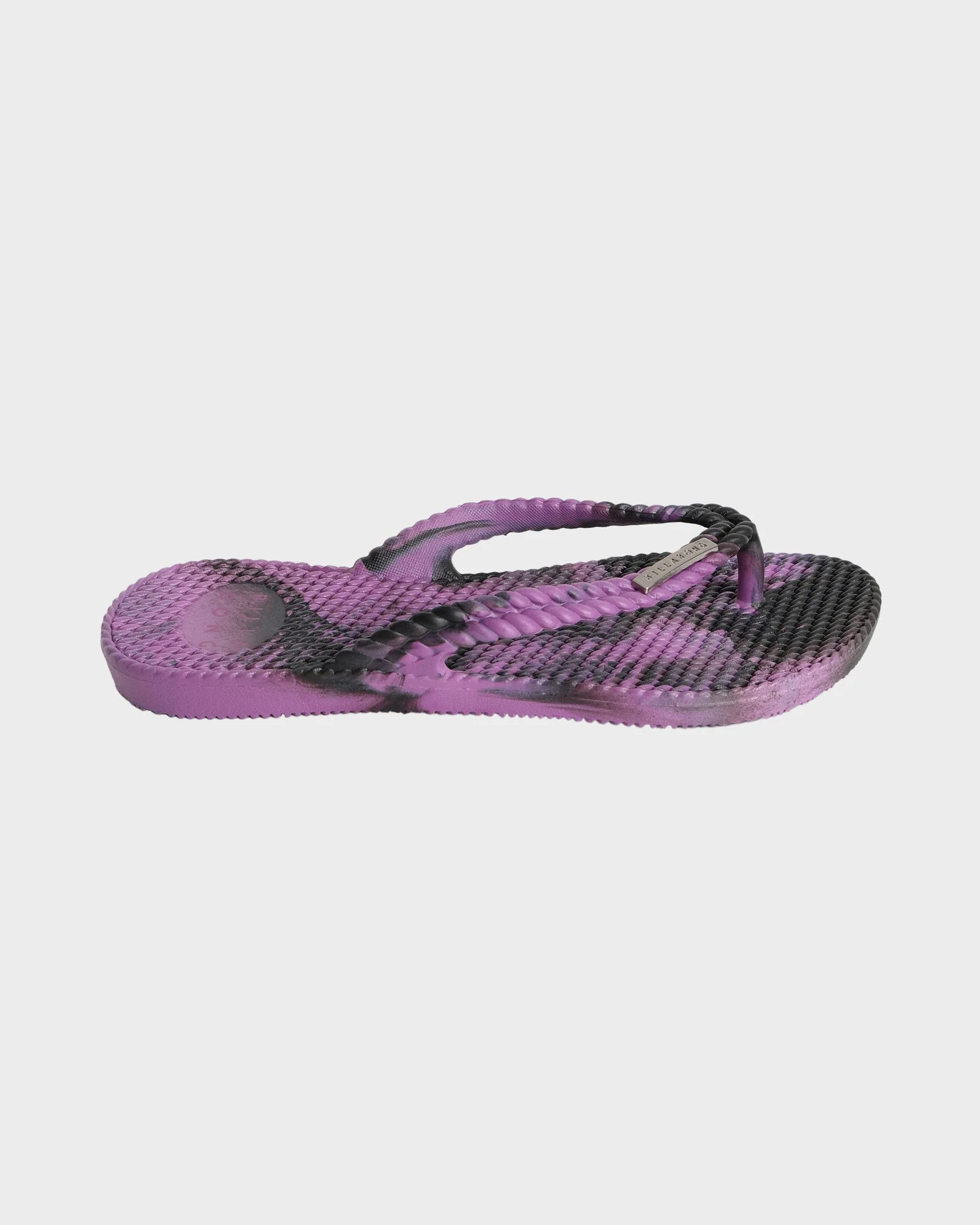 Girls 6-14 Kicks Marble Thongs - Image 6