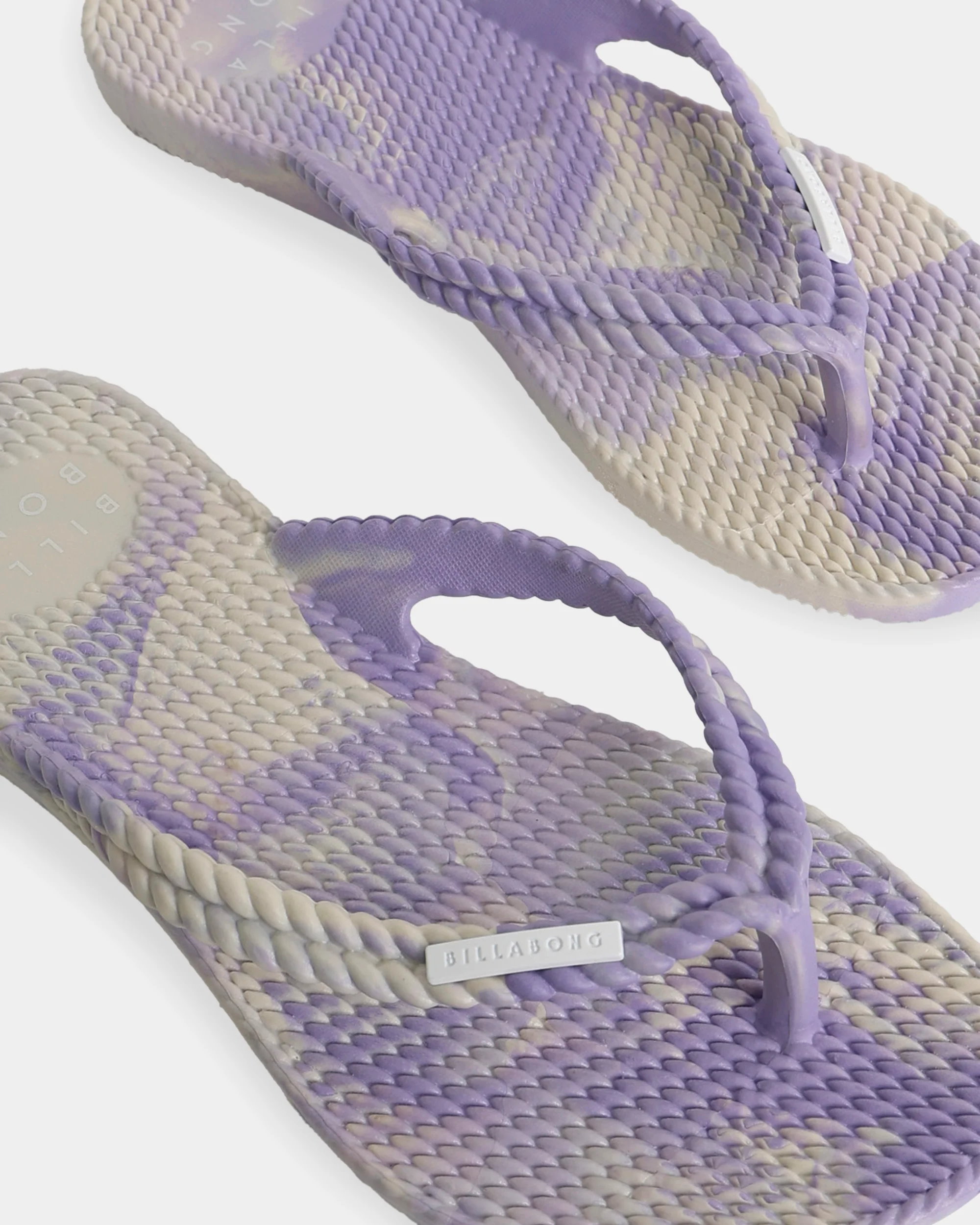Girls 6-14 Kicks Marble Thongs - Image 4
