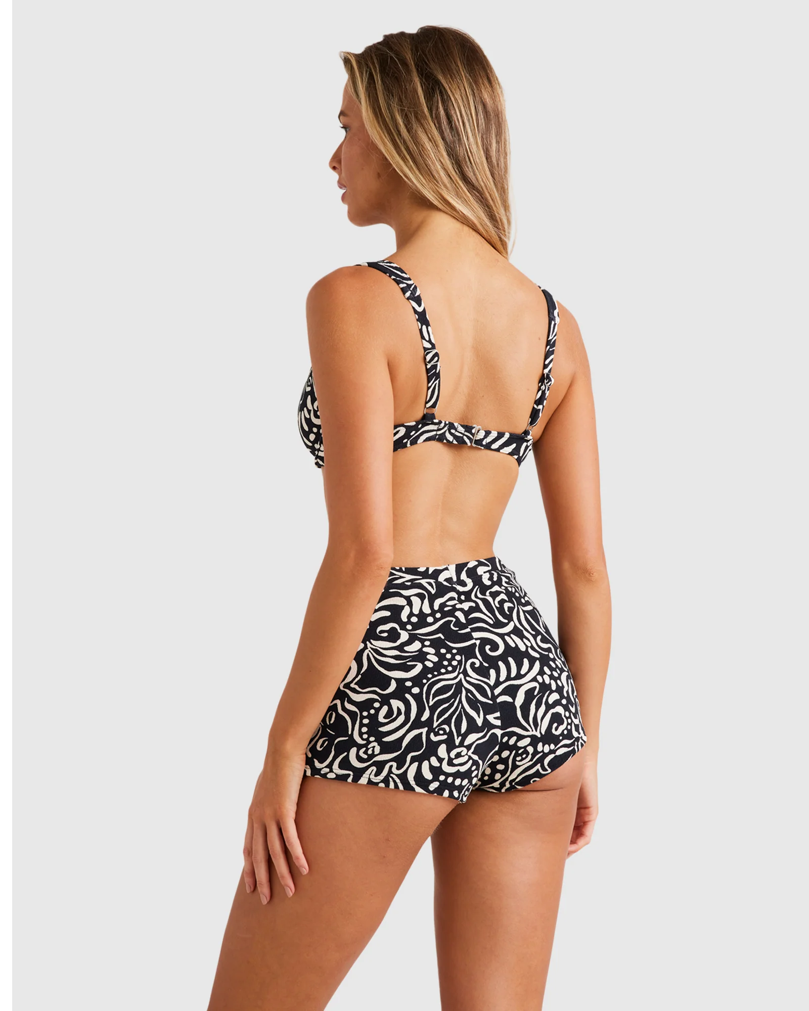Womens La Isla Palma Short Bikini Bottom - Image 3