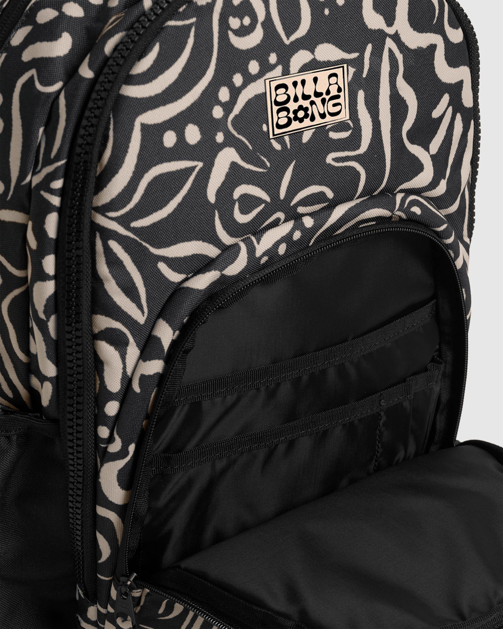 Womens La Isla Roadie Backpack - Image 4