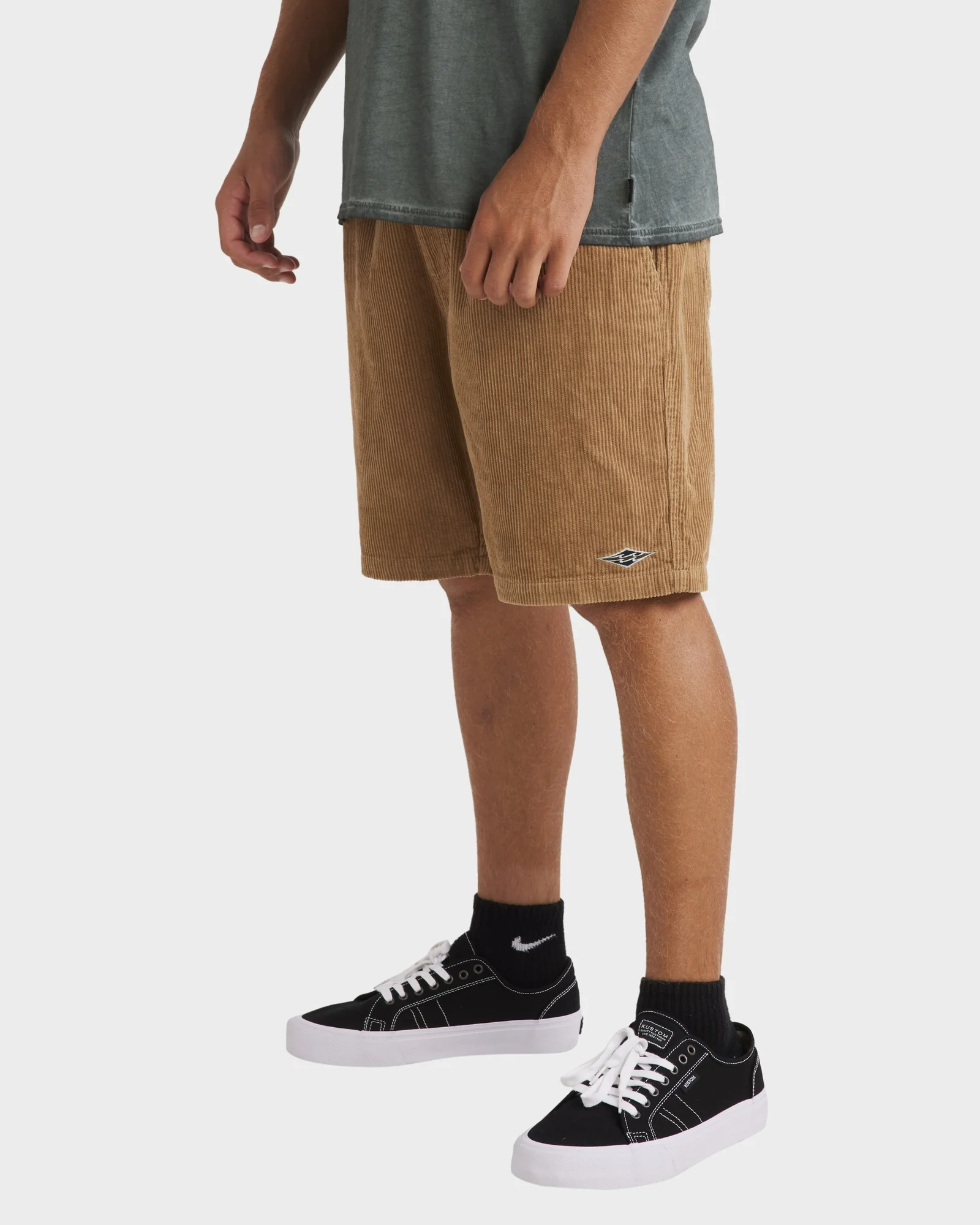 Mens Larry Corduroy 18" Walkshorts - Image 2