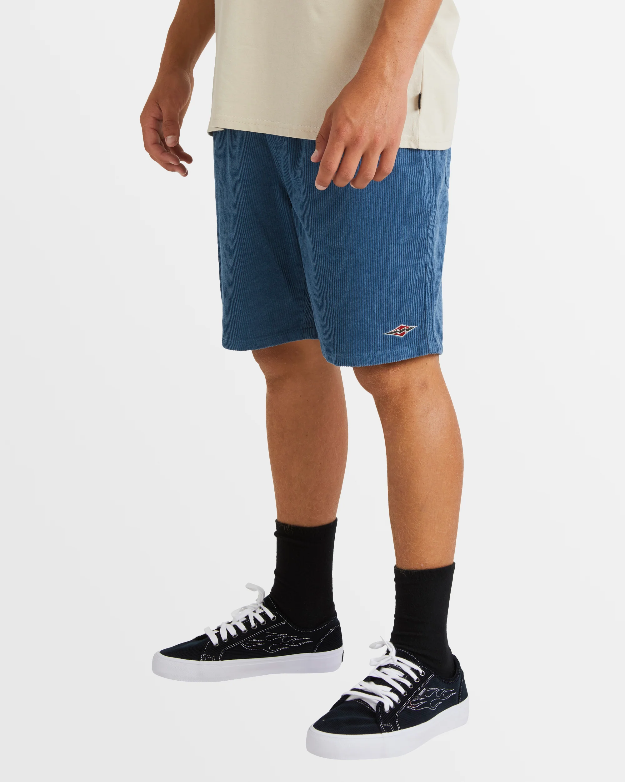 Mens Larry Corduroy 18" Walkshorts - Image 2
