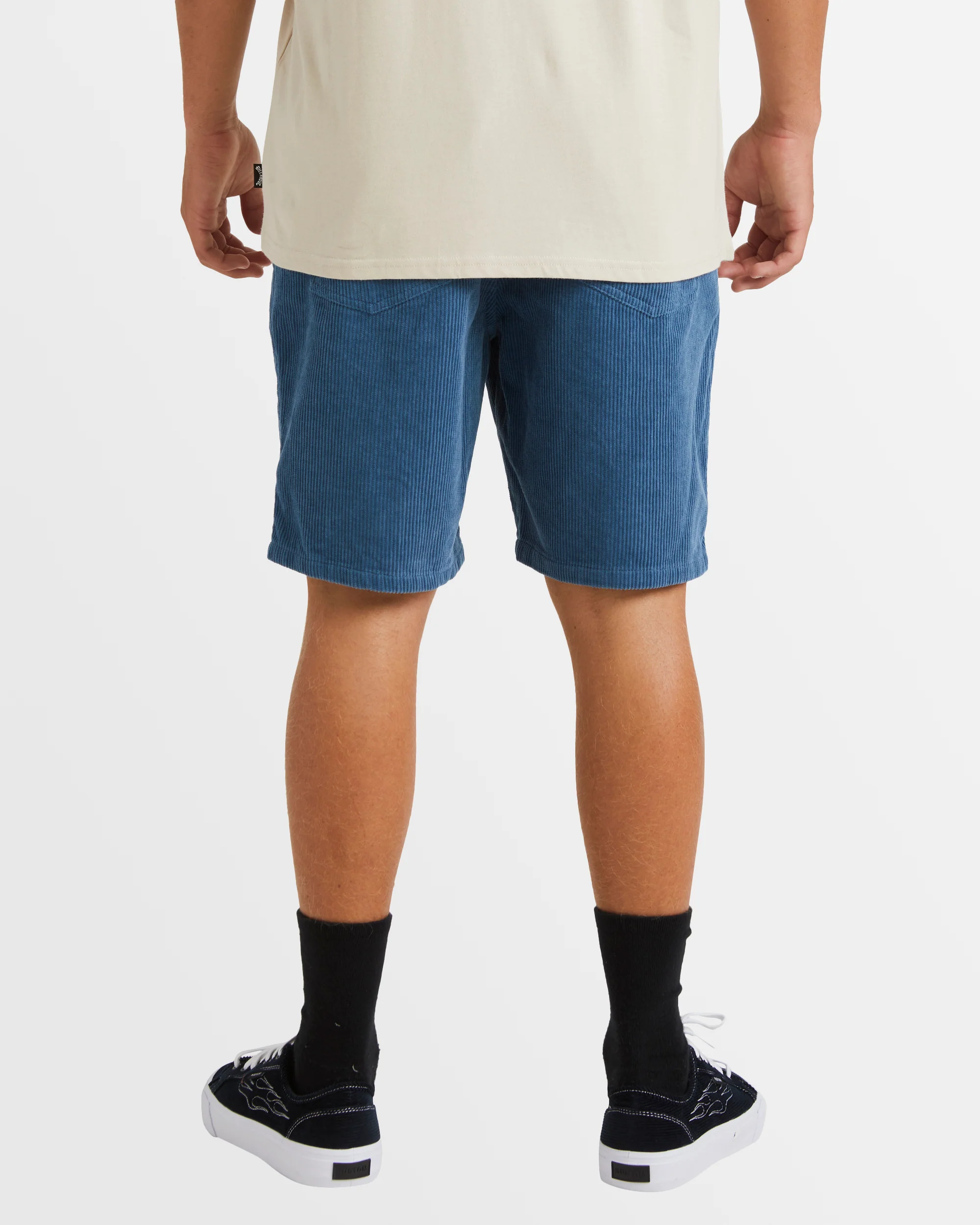 Mens Larry Corduroy 18" Walkshorts - Image 3
