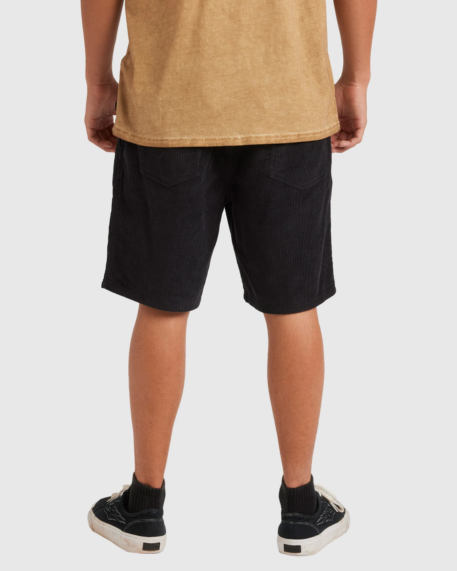 Mens Larry Corduroy 18" Walkshorts - Image 2