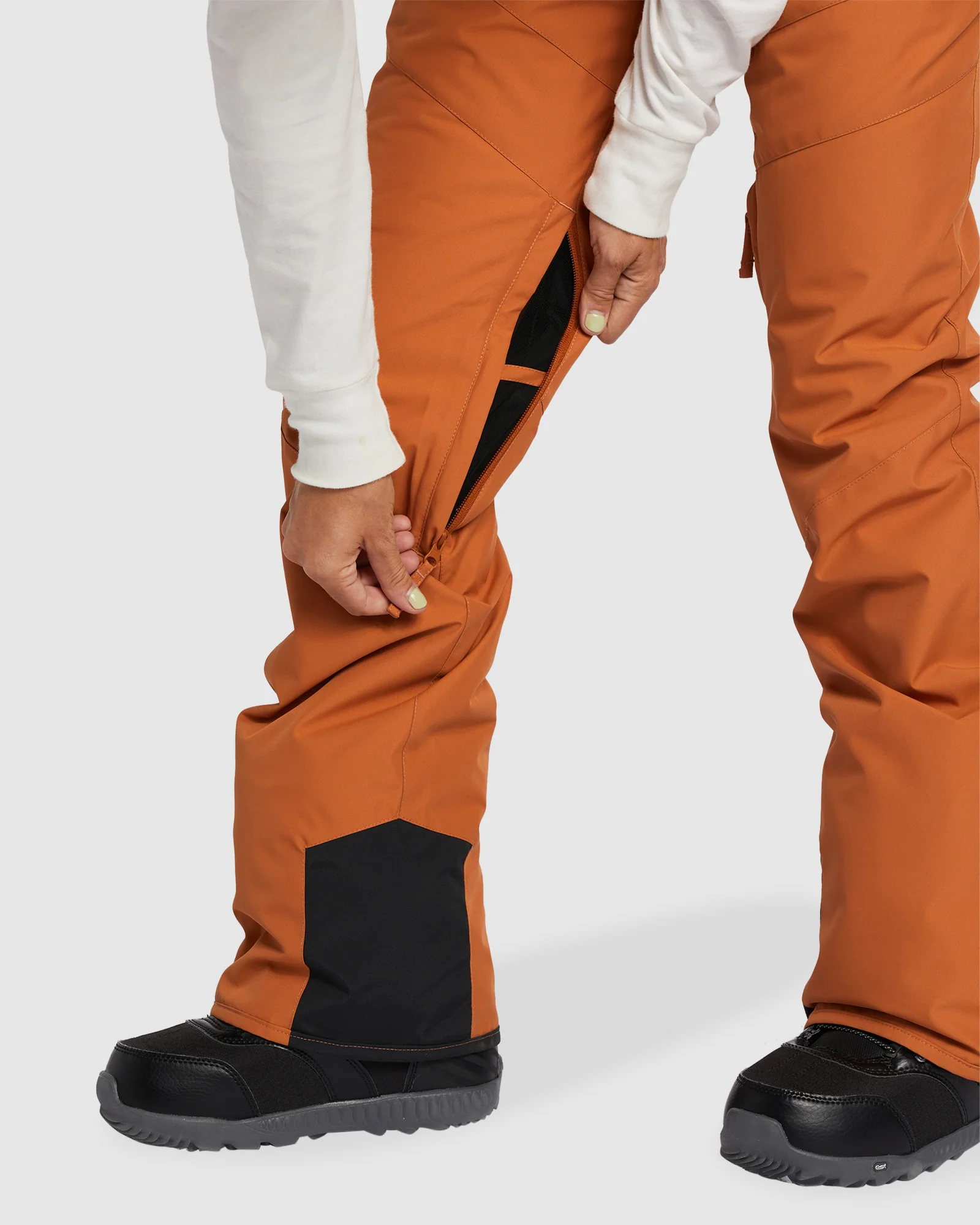 Womens Malla Snow Pants - Image 4