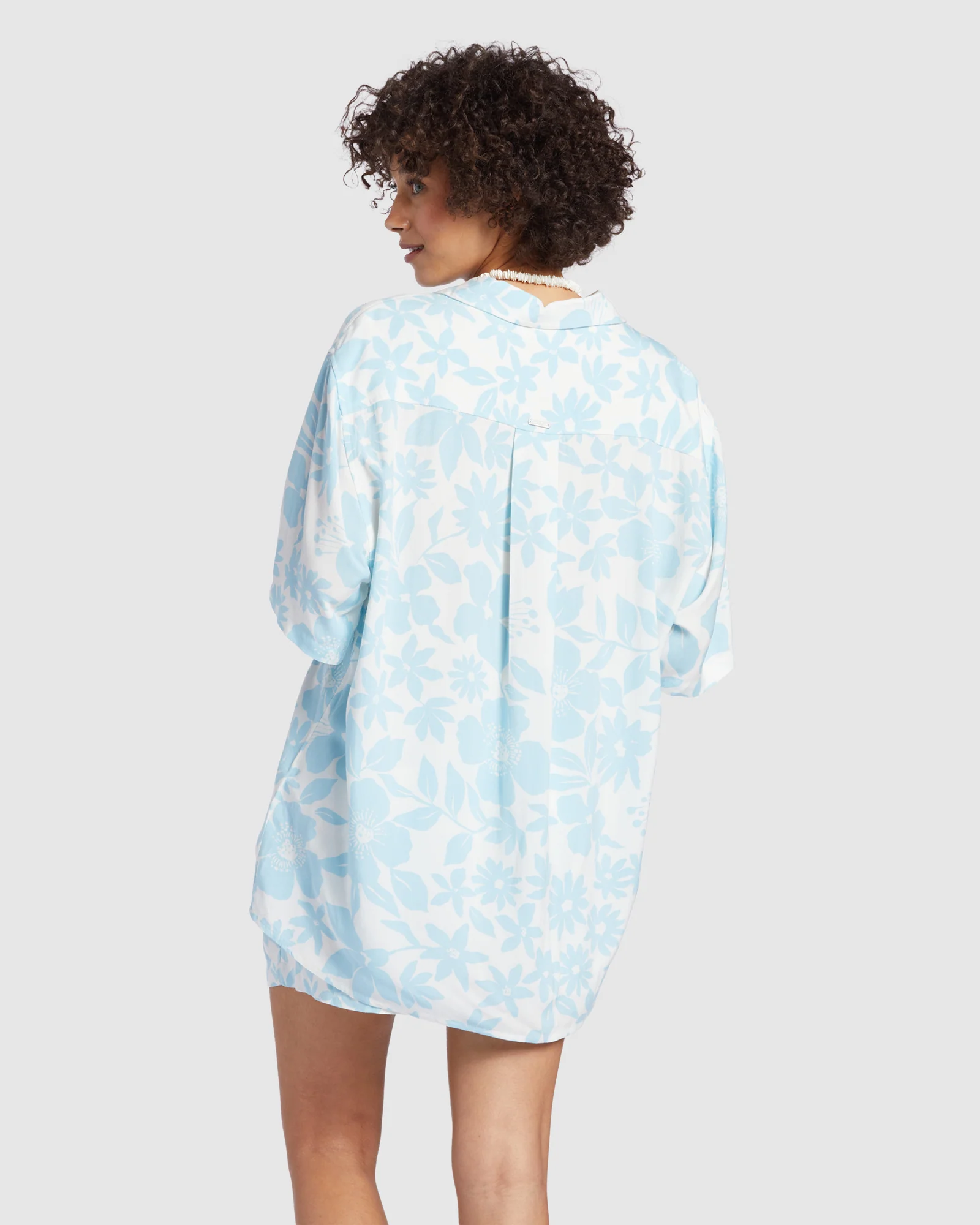 Womens On Vacation Shirt - Image 3