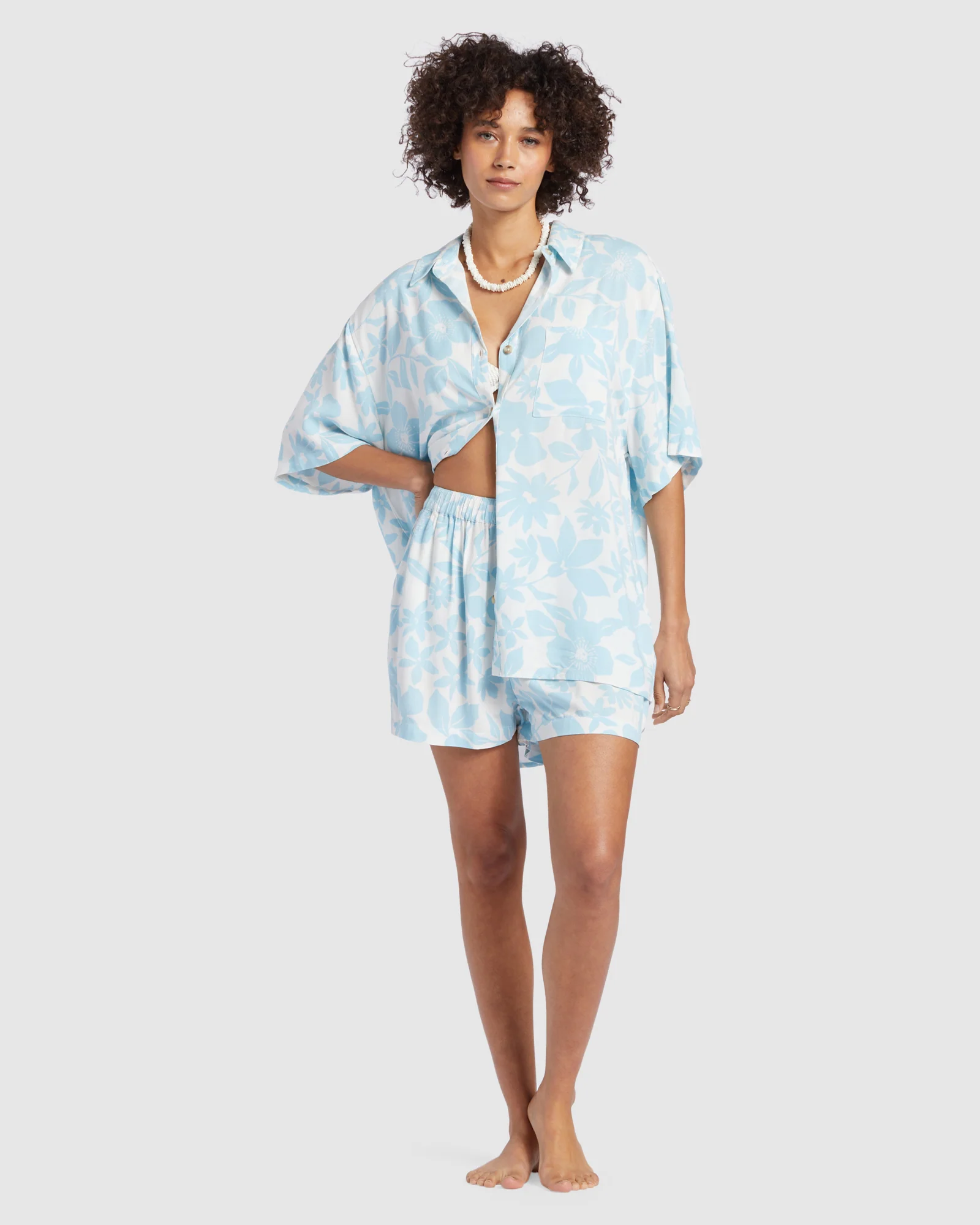 Womens On Vacation Shirt - Image 5