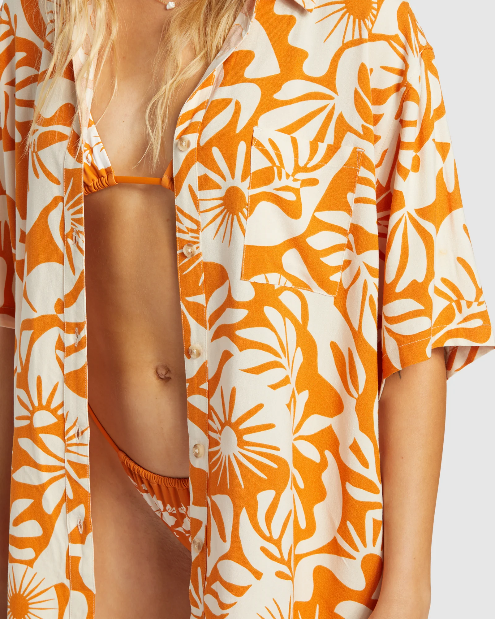 Womens On Vacation Shirt - Image 5