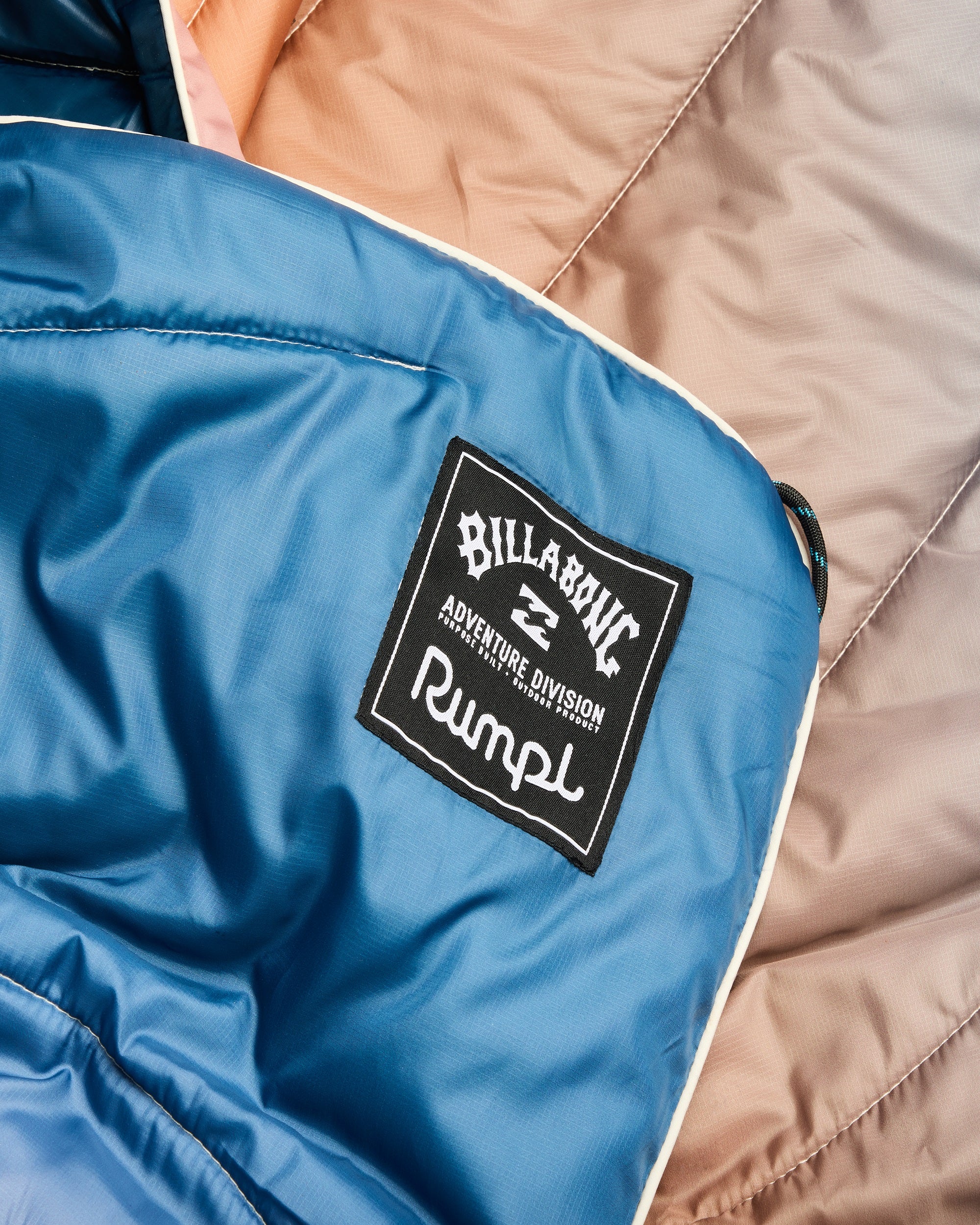 Original Puffy Blanket - Image 5