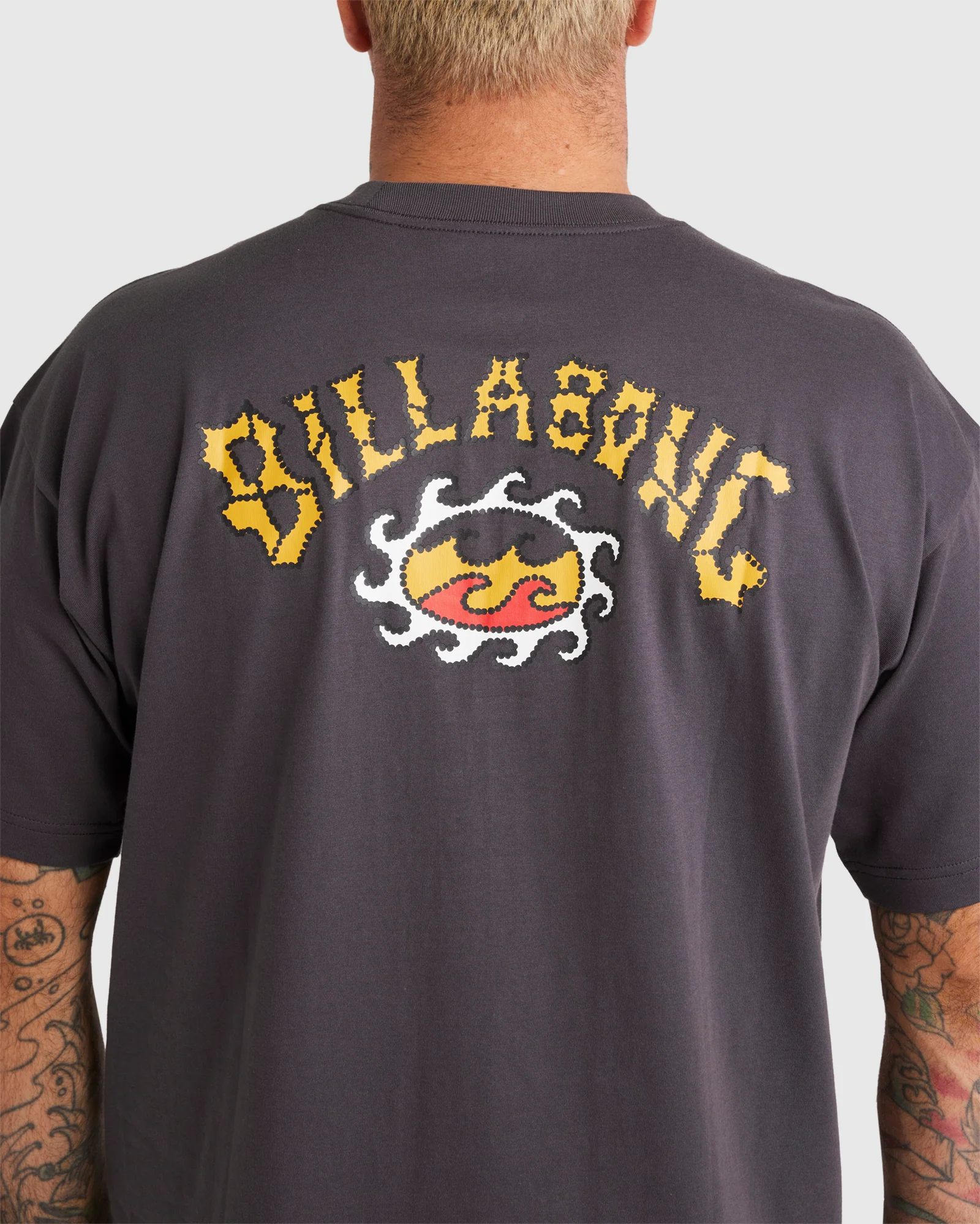 Mens Otis Arch Sun T-Shirt - Image 4
