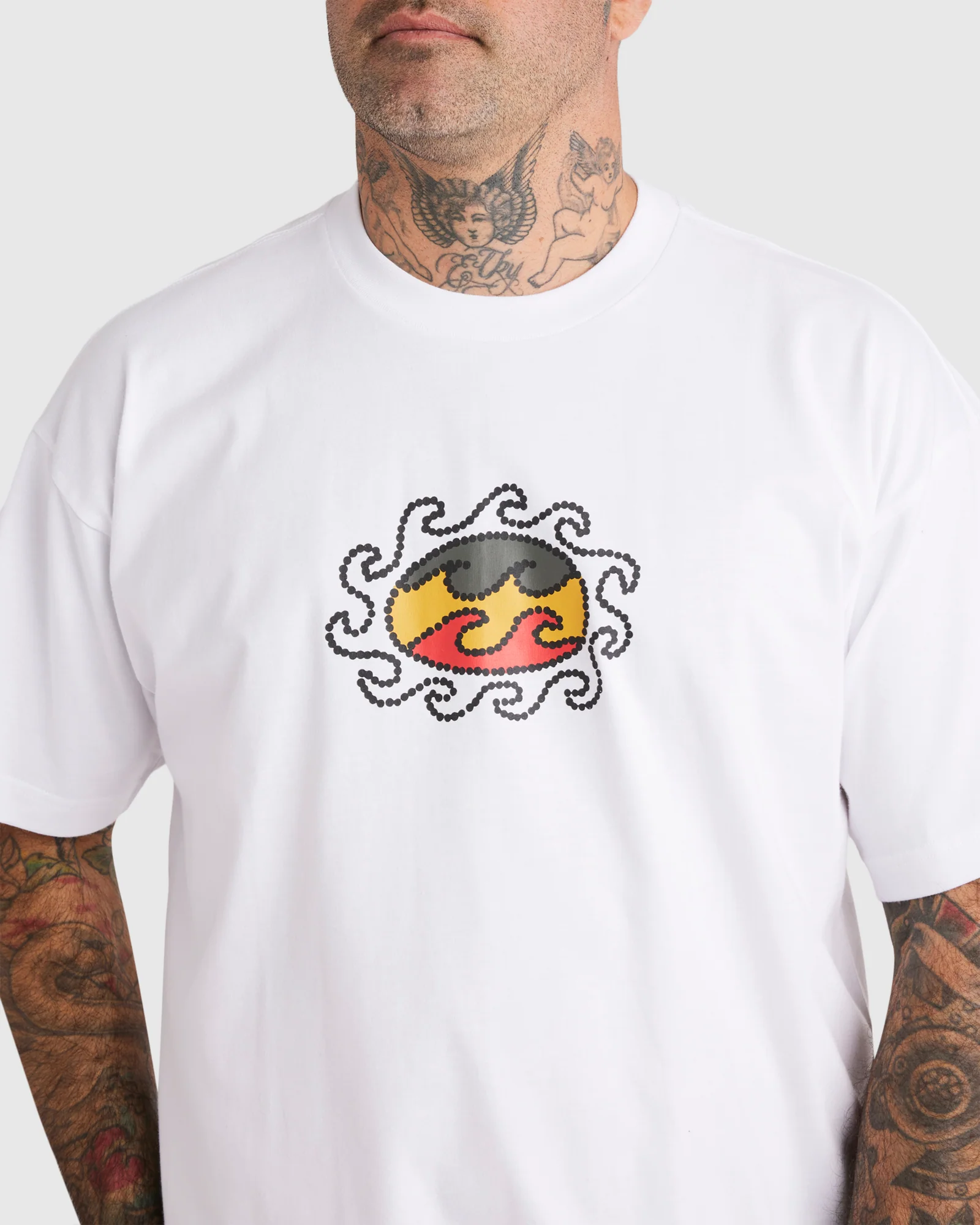 Mens Otis Sun T-Shirt - Image 4