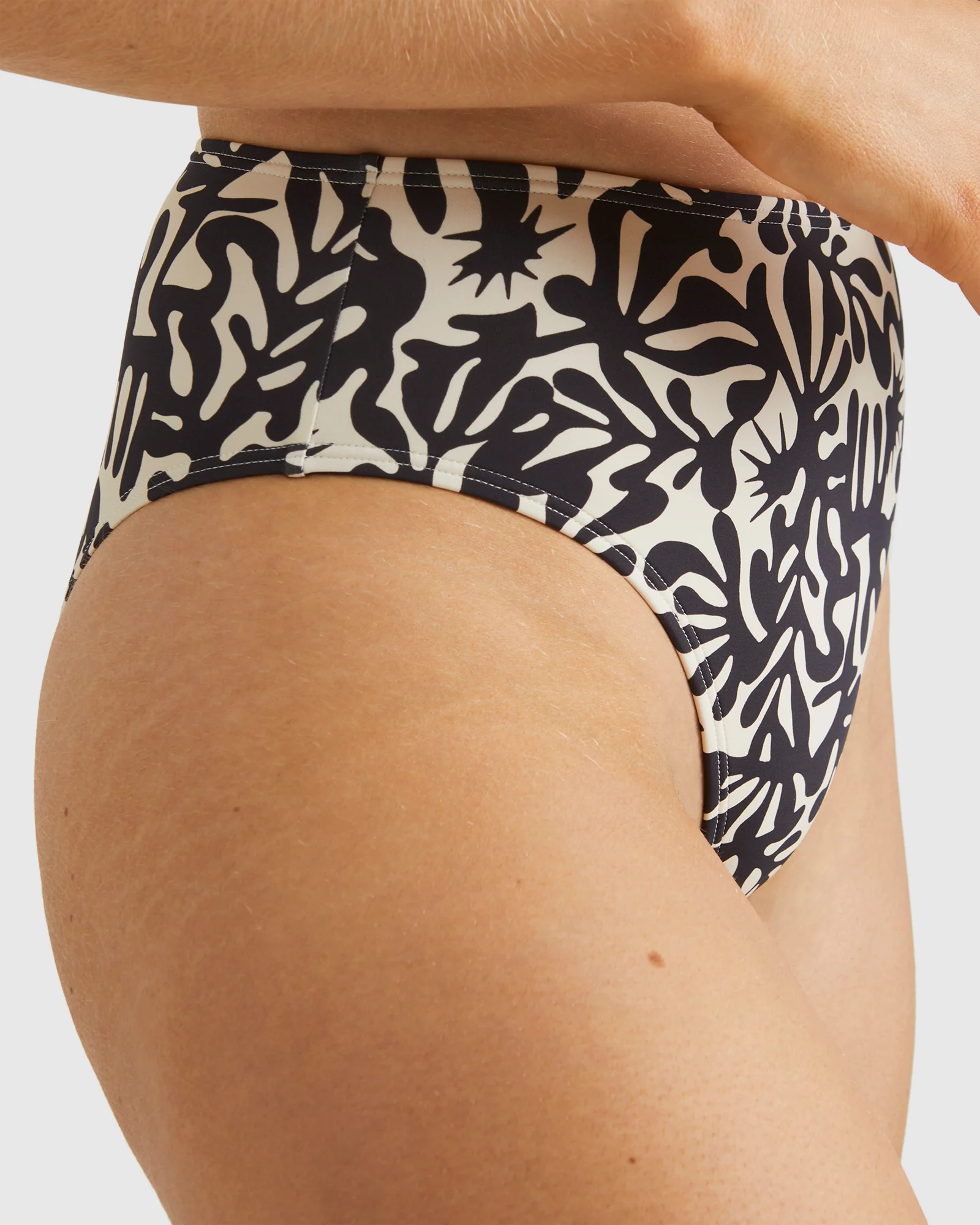 Womens Palm Grove High Maui Pant Bikini Bottom - Image 4