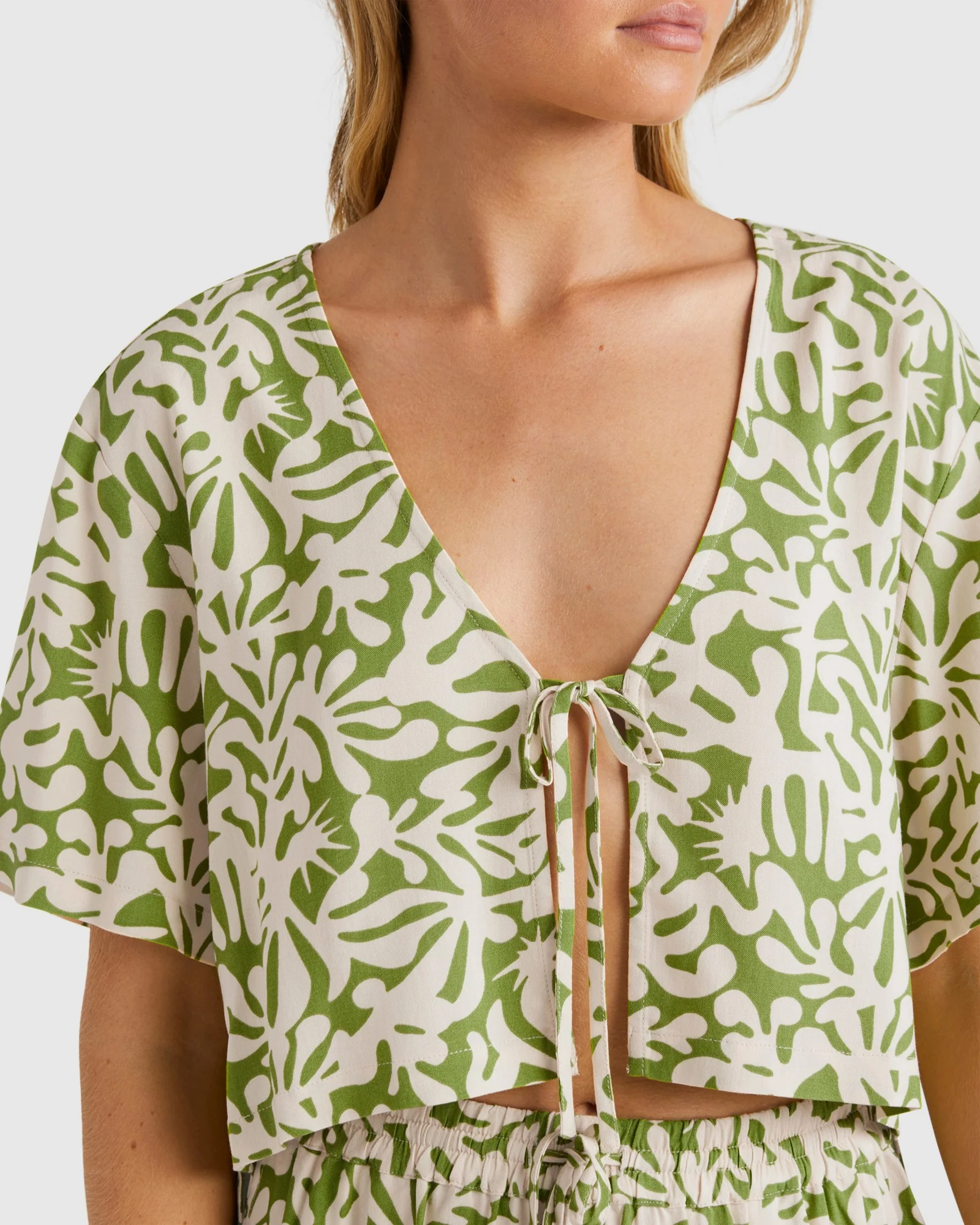 Womens Palm Grove Tie Shirt - Image 4