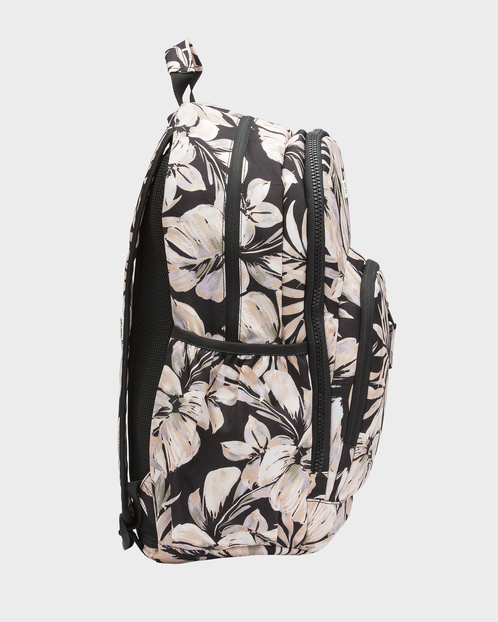Womens Roadie 31L Backpack - Image 3