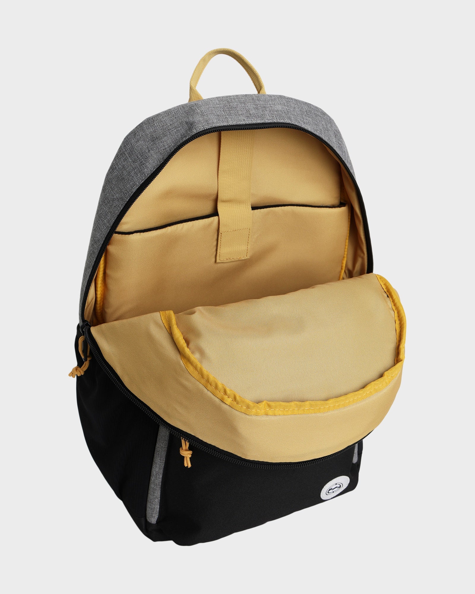 Mens Scallop Backpack - Image 4