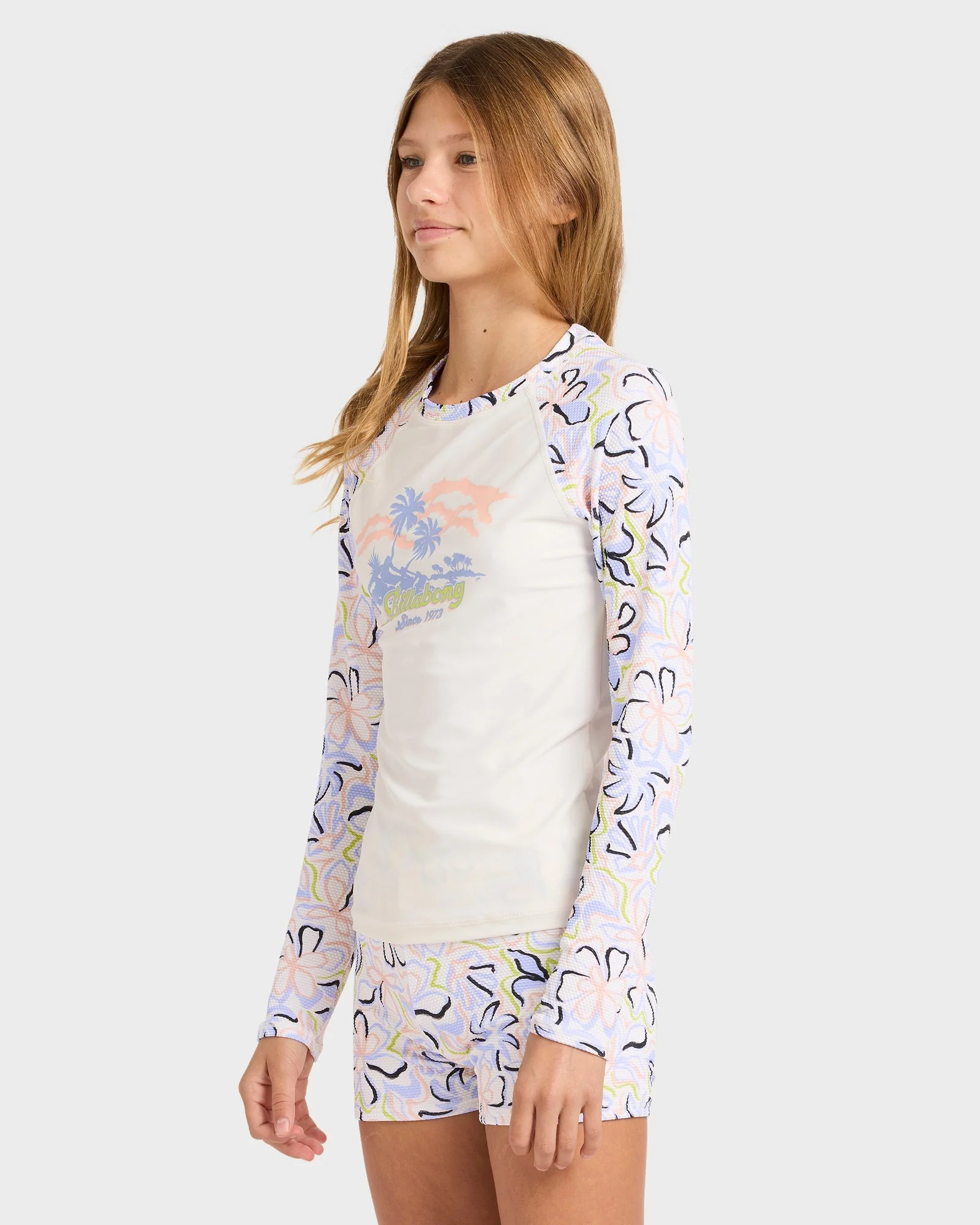 Girls 6-16 Sea Of Love Long Sleeve Rash Vest Set - Image 3