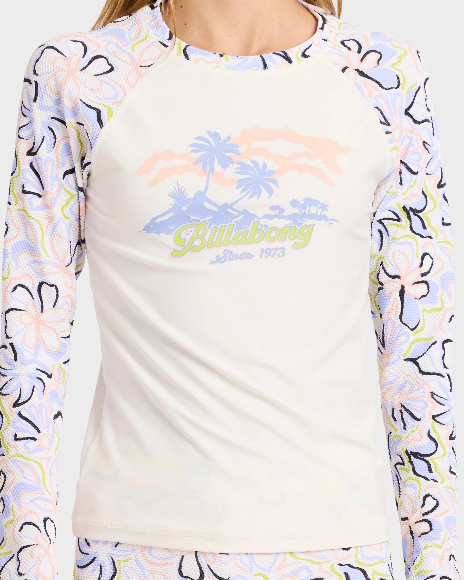 Girls 6-16 Sea Of Love Long Sleeve Rash Vest Set - Image 4