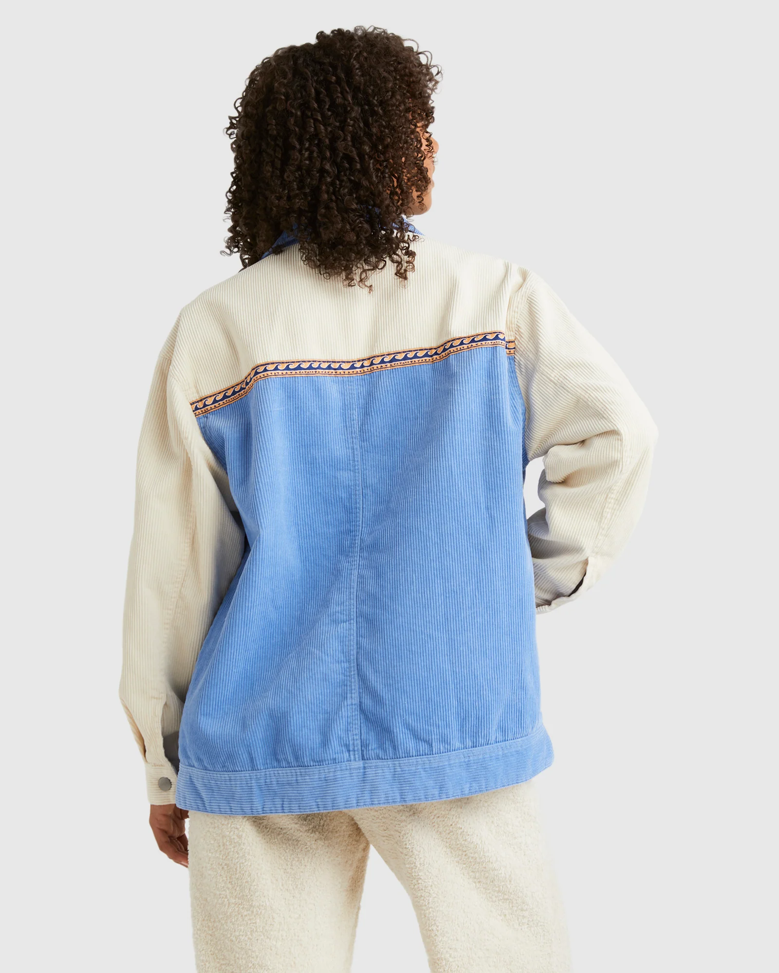 Womens Set The Wave Jacket - Image 3
