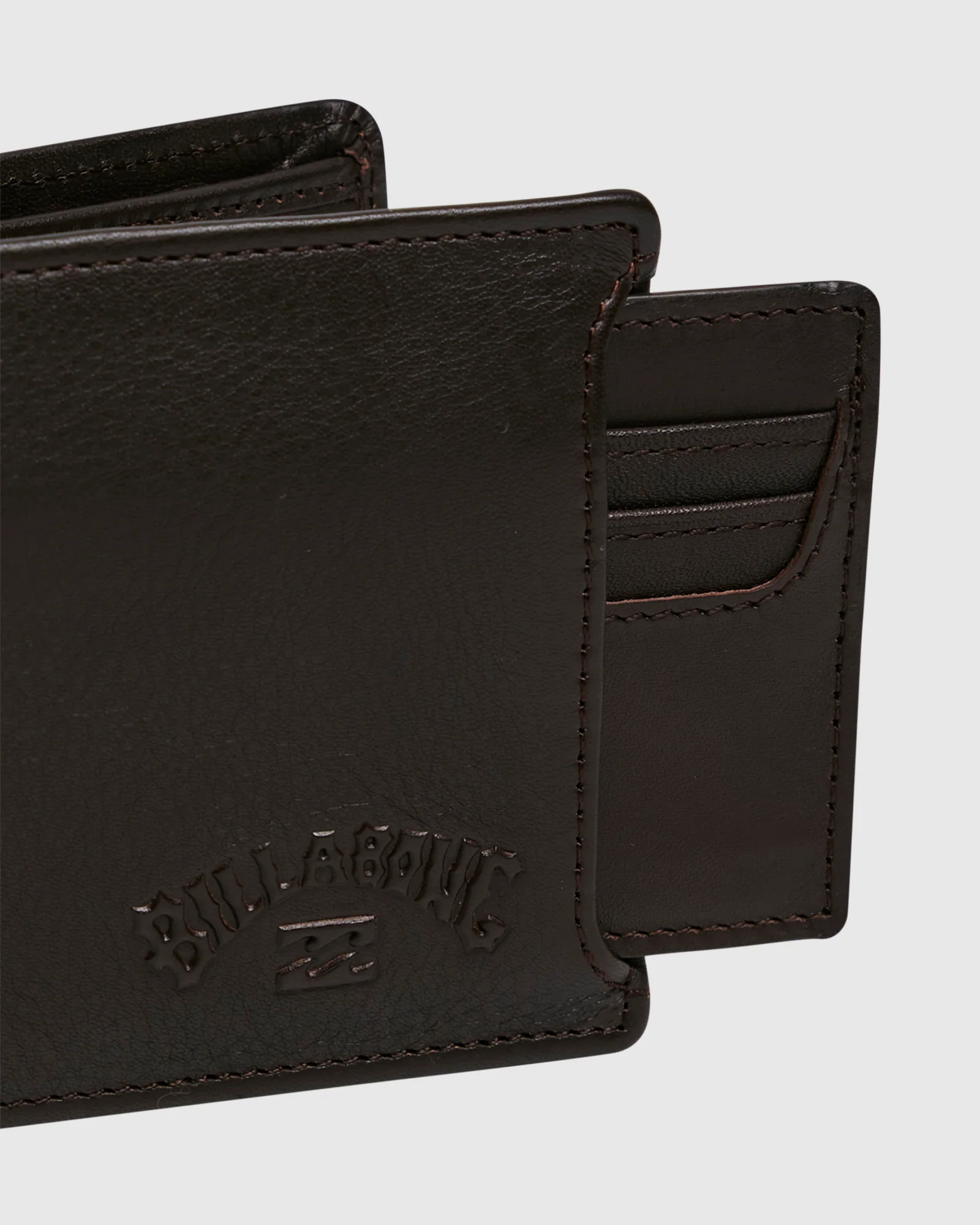 Mens Slim 2 In 1 Leather Wallet - Image 6