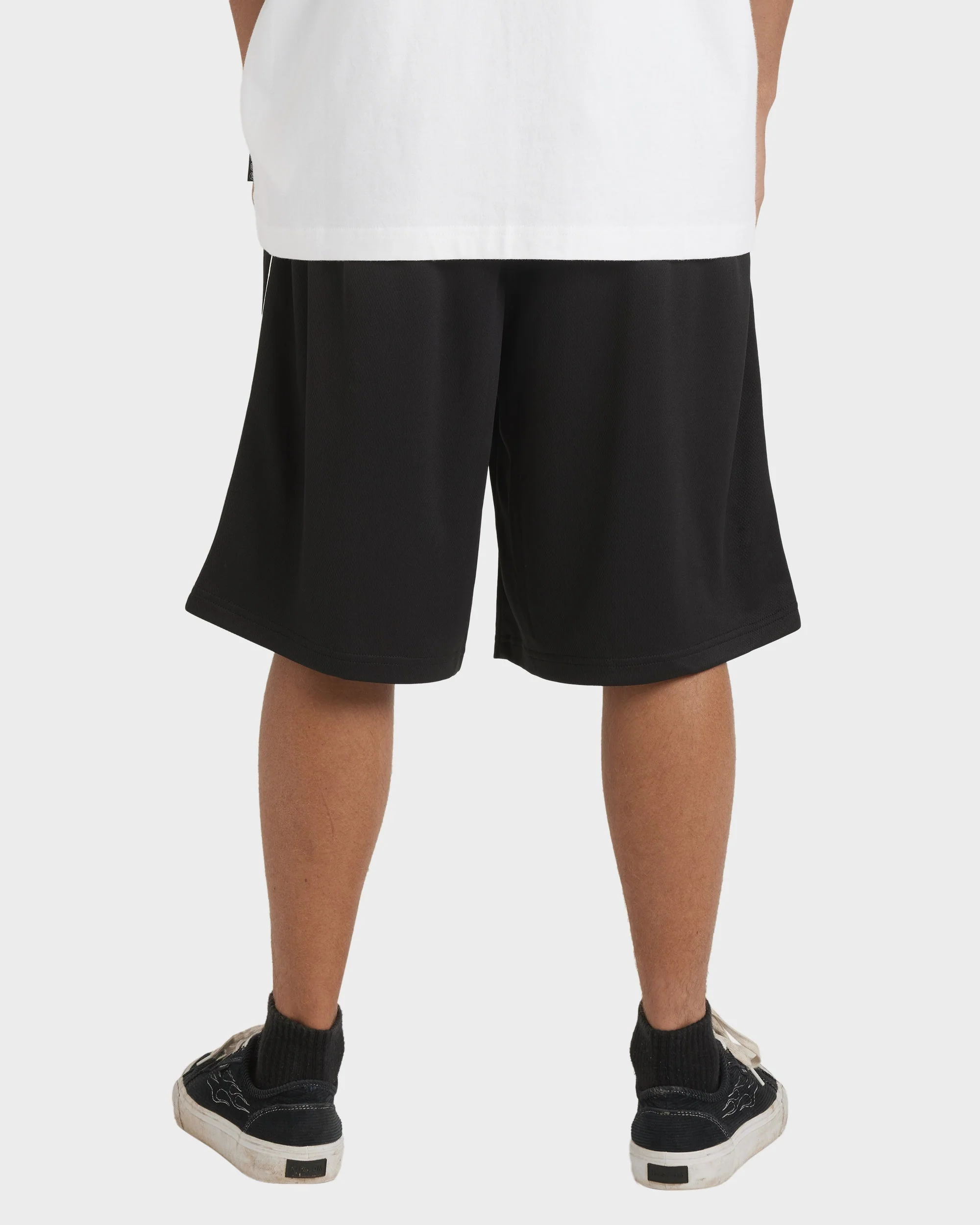 Mens Spec 73 Mesh 20" Shorts - Image 4