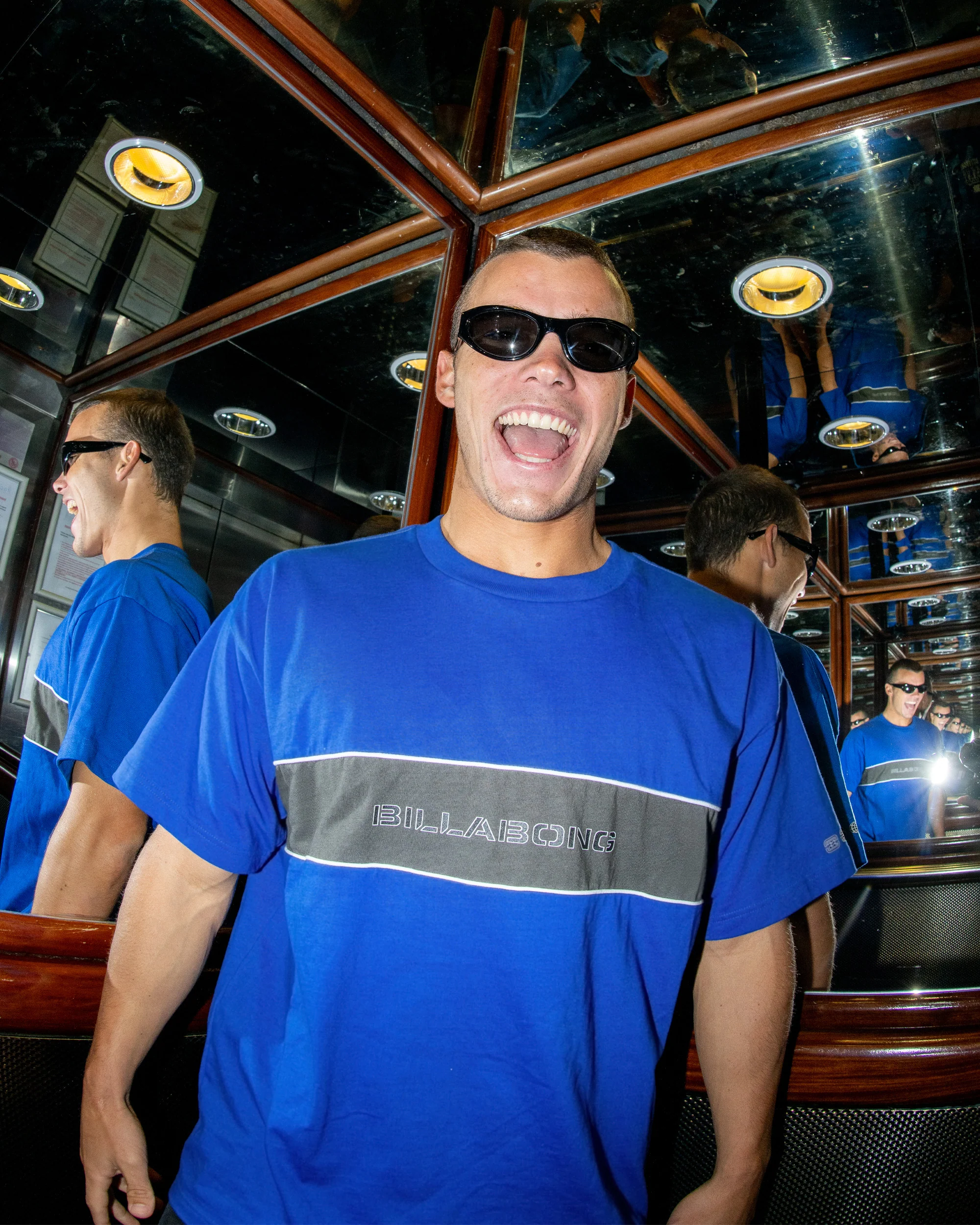 Mens Spec 73 Panel T-Shirt - Image 2