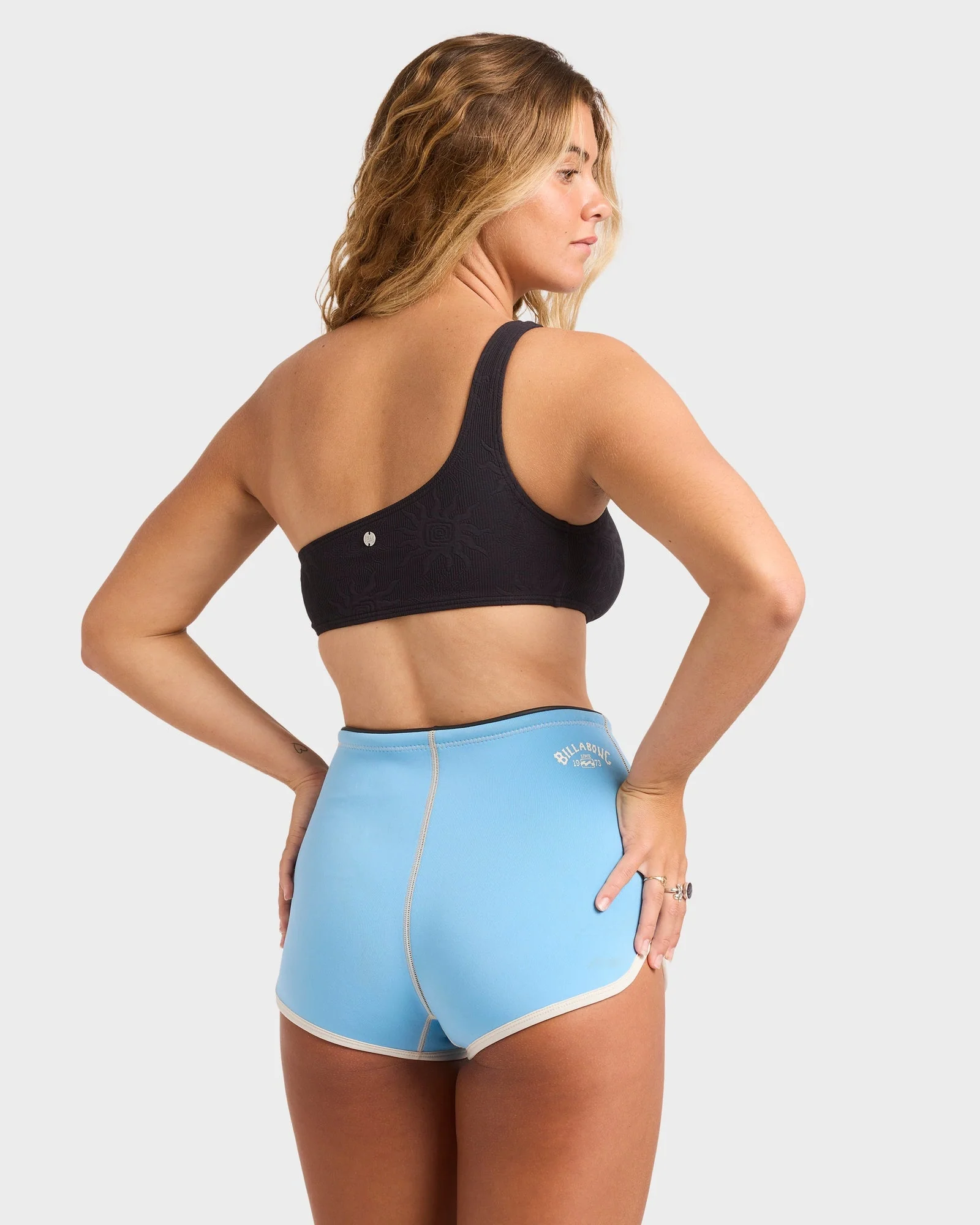 Womens 2/2mm Spring Glider Surf Shorts - Image 3