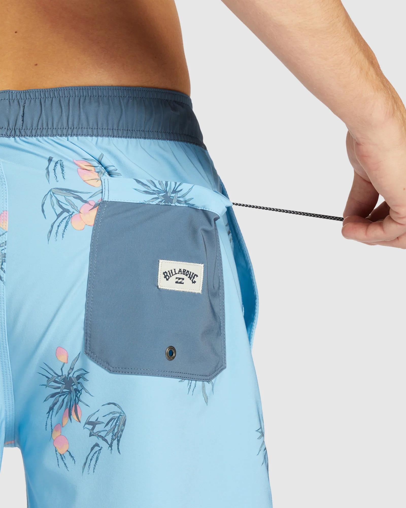 Mens Sundays Layback 17" Boardshorts - Image 4