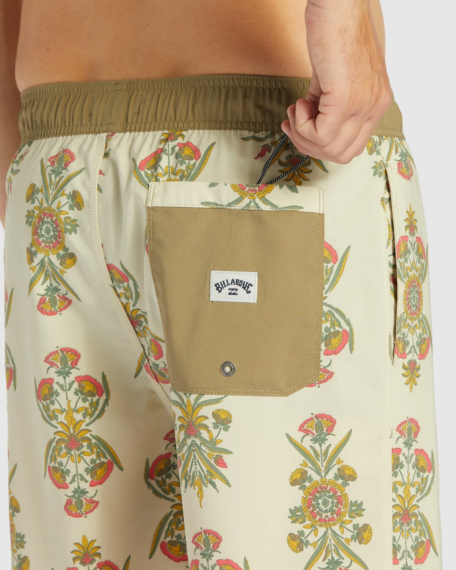 Mens Sundays Layback 17" Boardshorts - Image 4