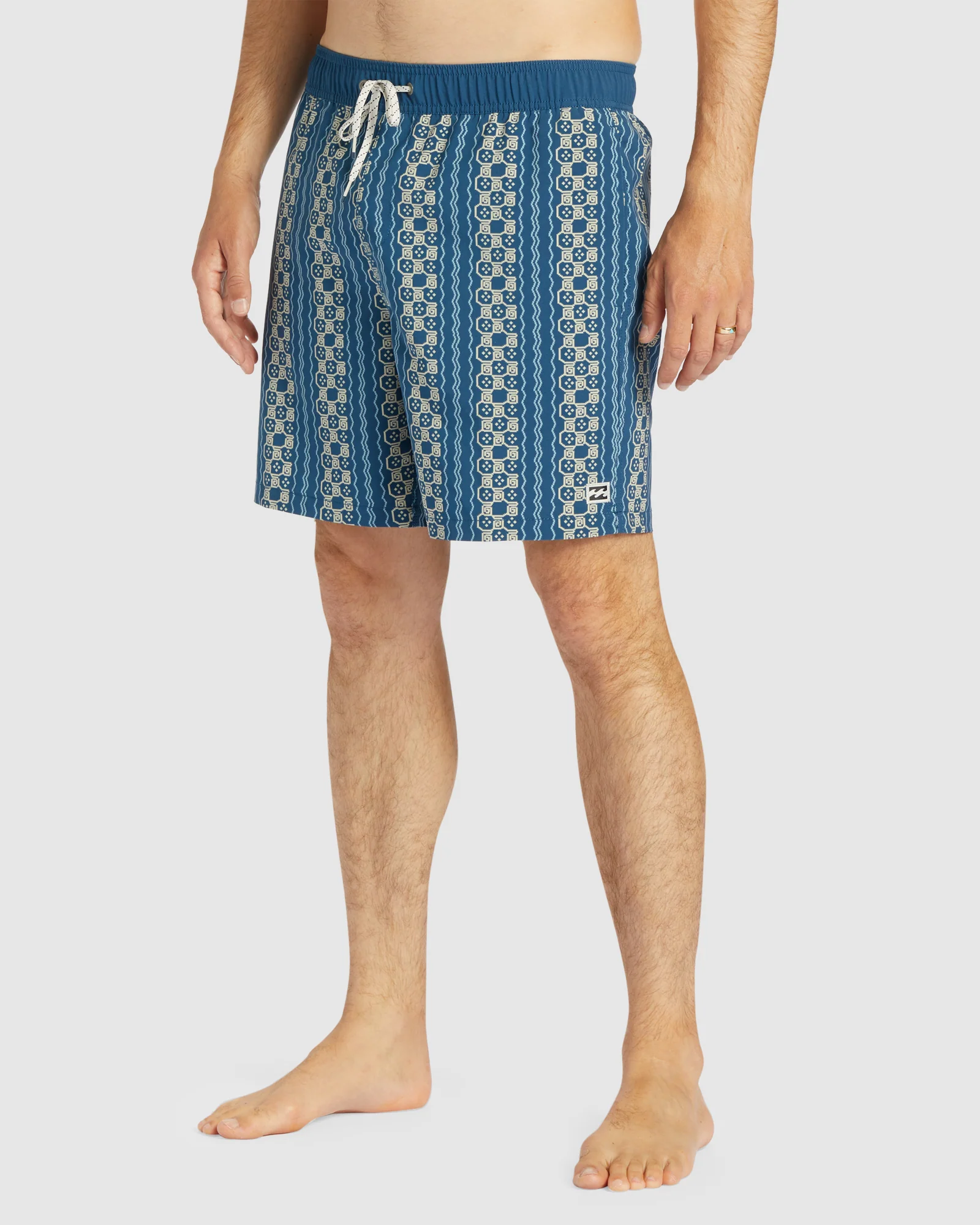 Mens Sundays Layback 17" Boardshorts - Image 2