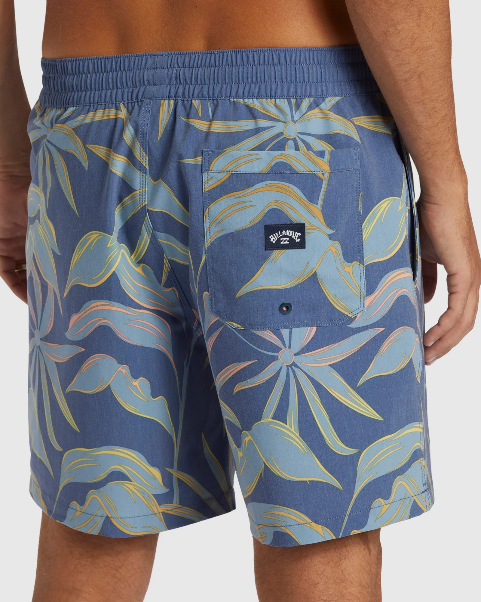 Mens Sundays Layback 17" Boardshorts - Image 4