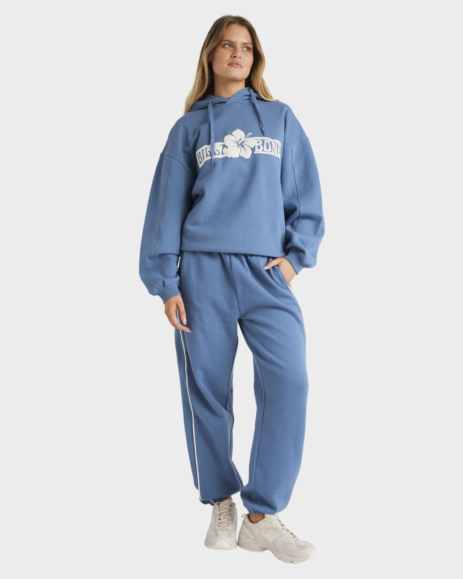 Womens Surf Kiss Kenda Crew Neck - Image 6