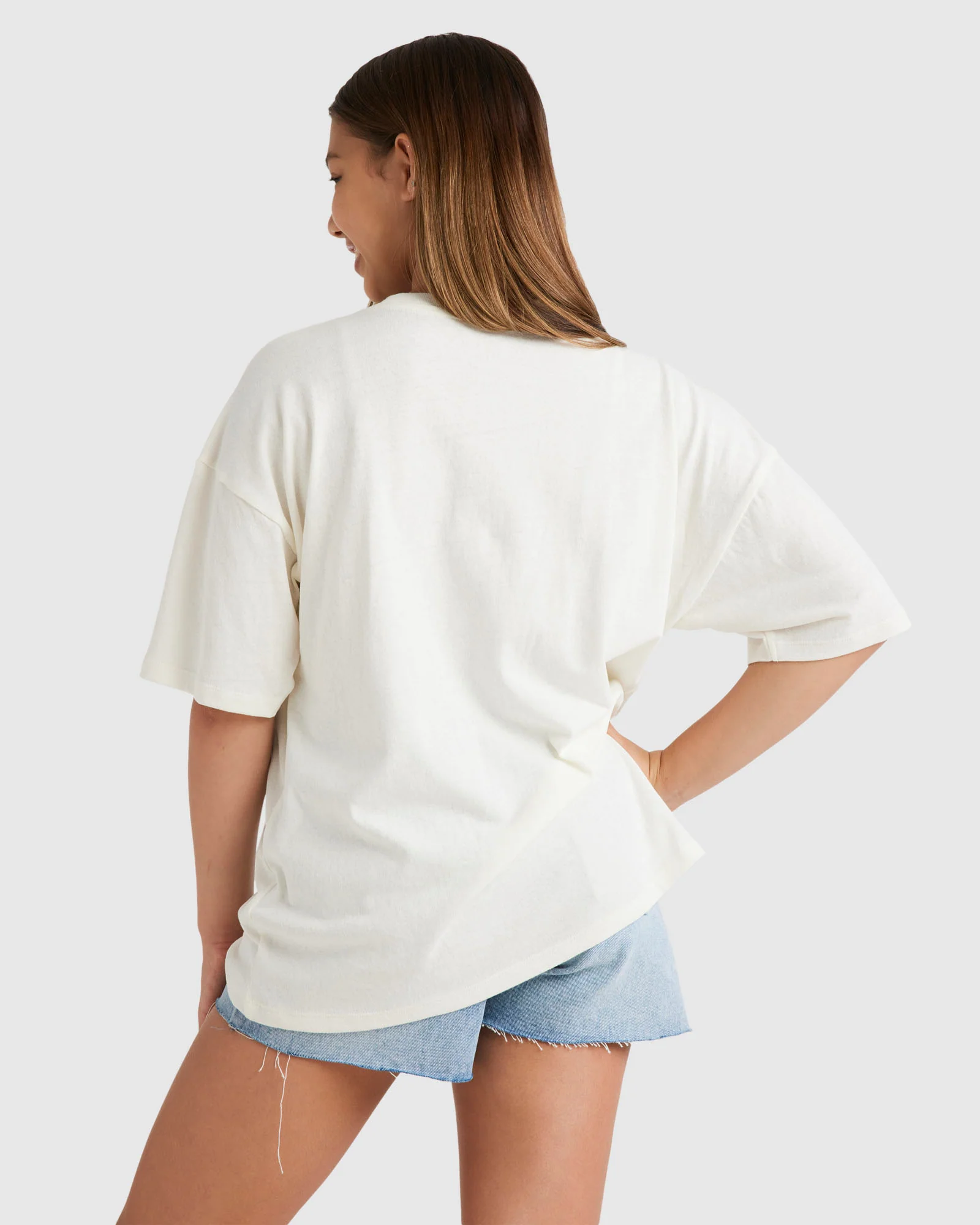 Girls 6-14 Surf Tour T-Shirt - Image 3