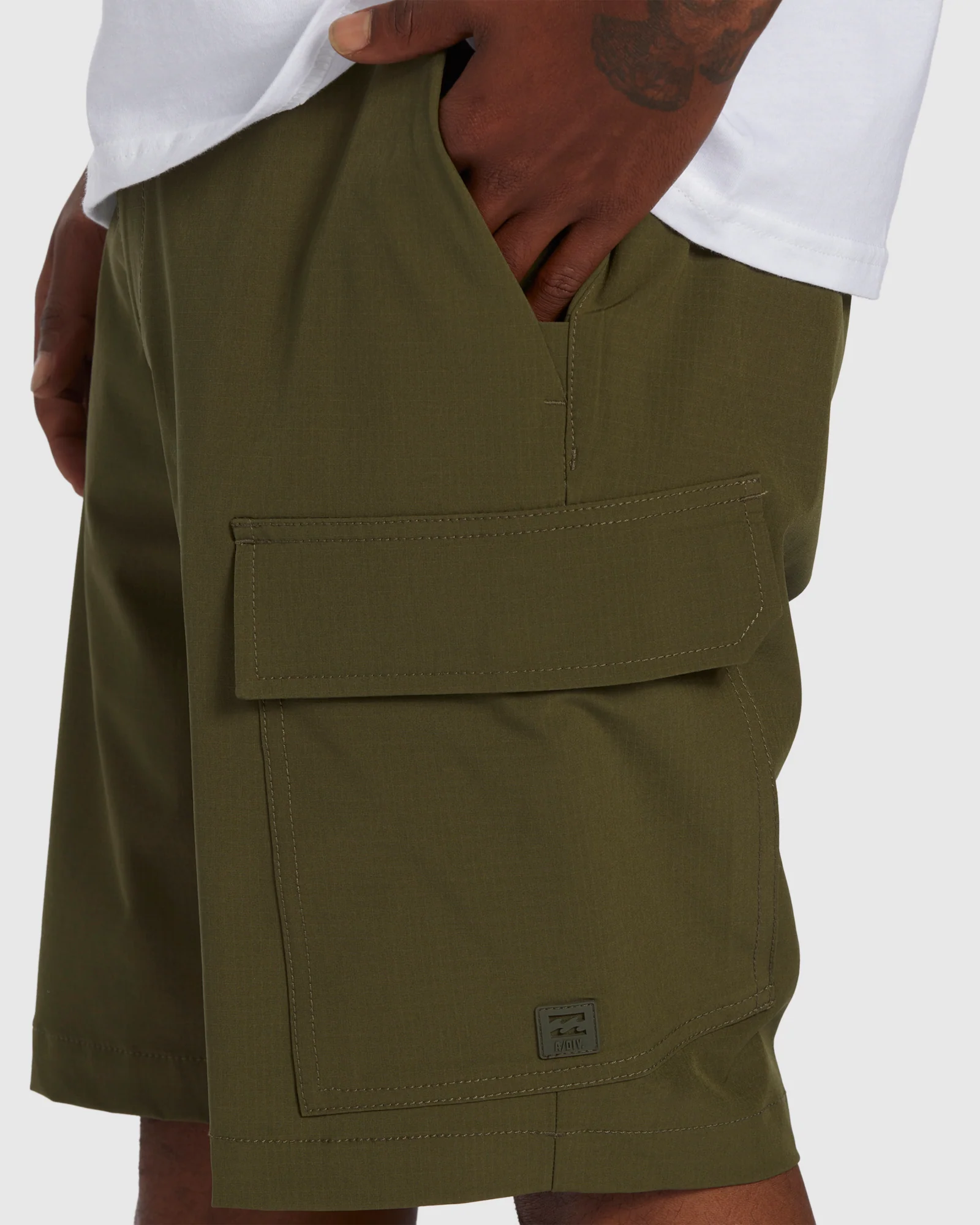 Mens Surftrek Transport Cargo 19" Shorts - Image 4