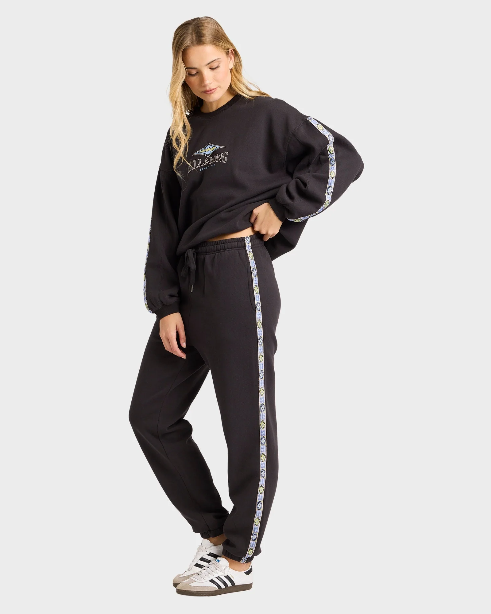 Womens Swipe Right Fleece Pants - Image 3