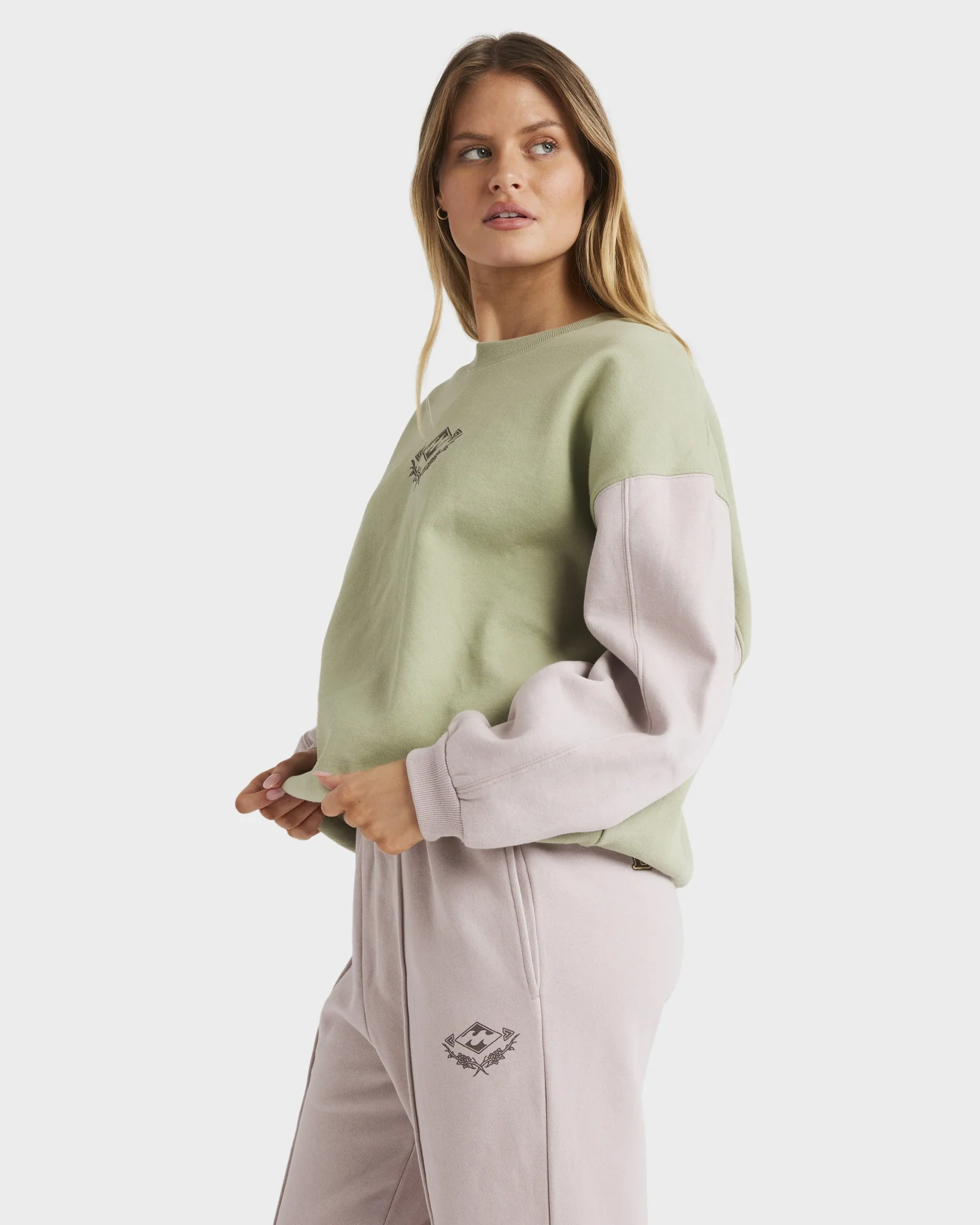 Womens The Original Vibes Kendall Crew Neck - Image 2