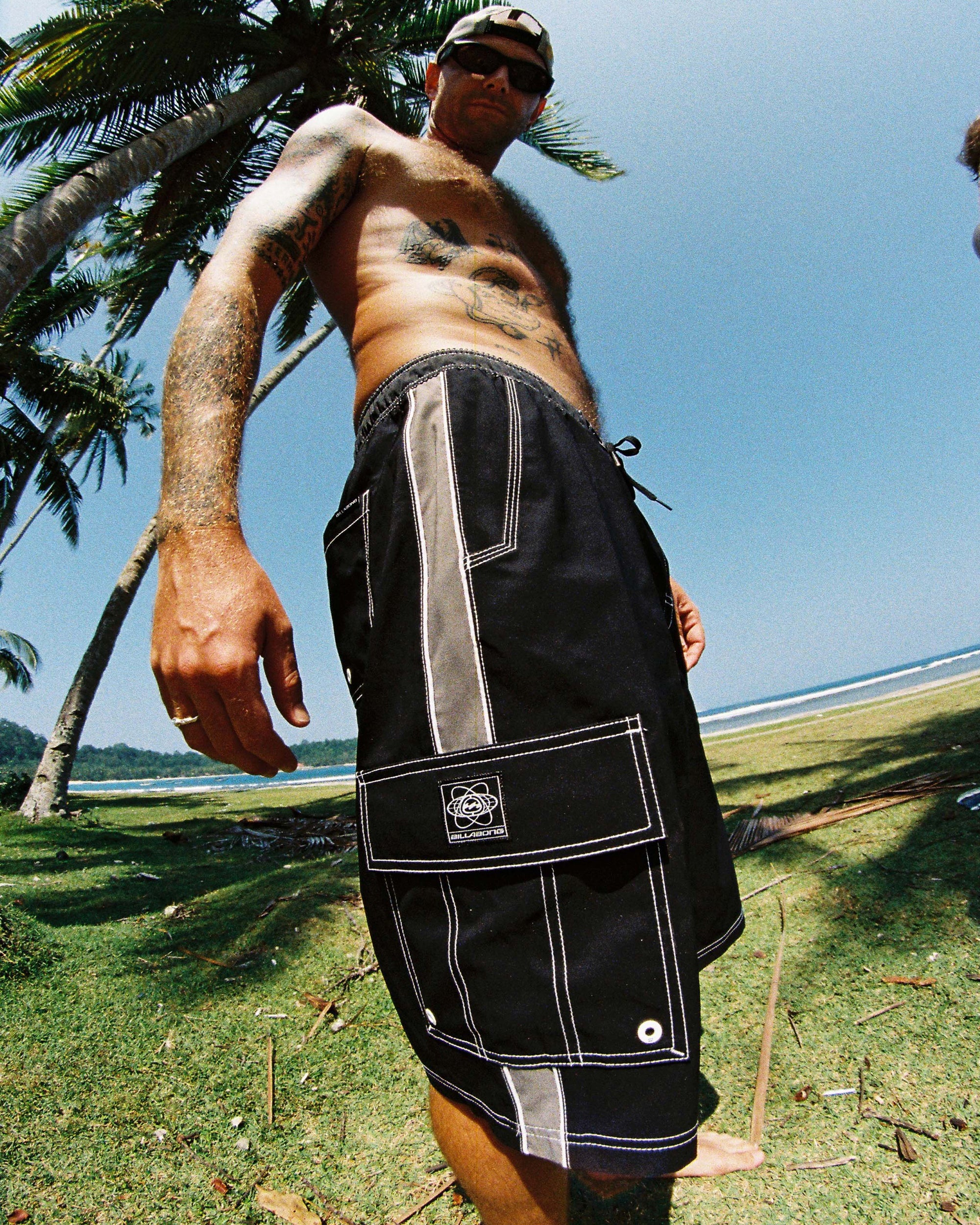Mens Throw On 3.0 22" Boardshorts - Image 2