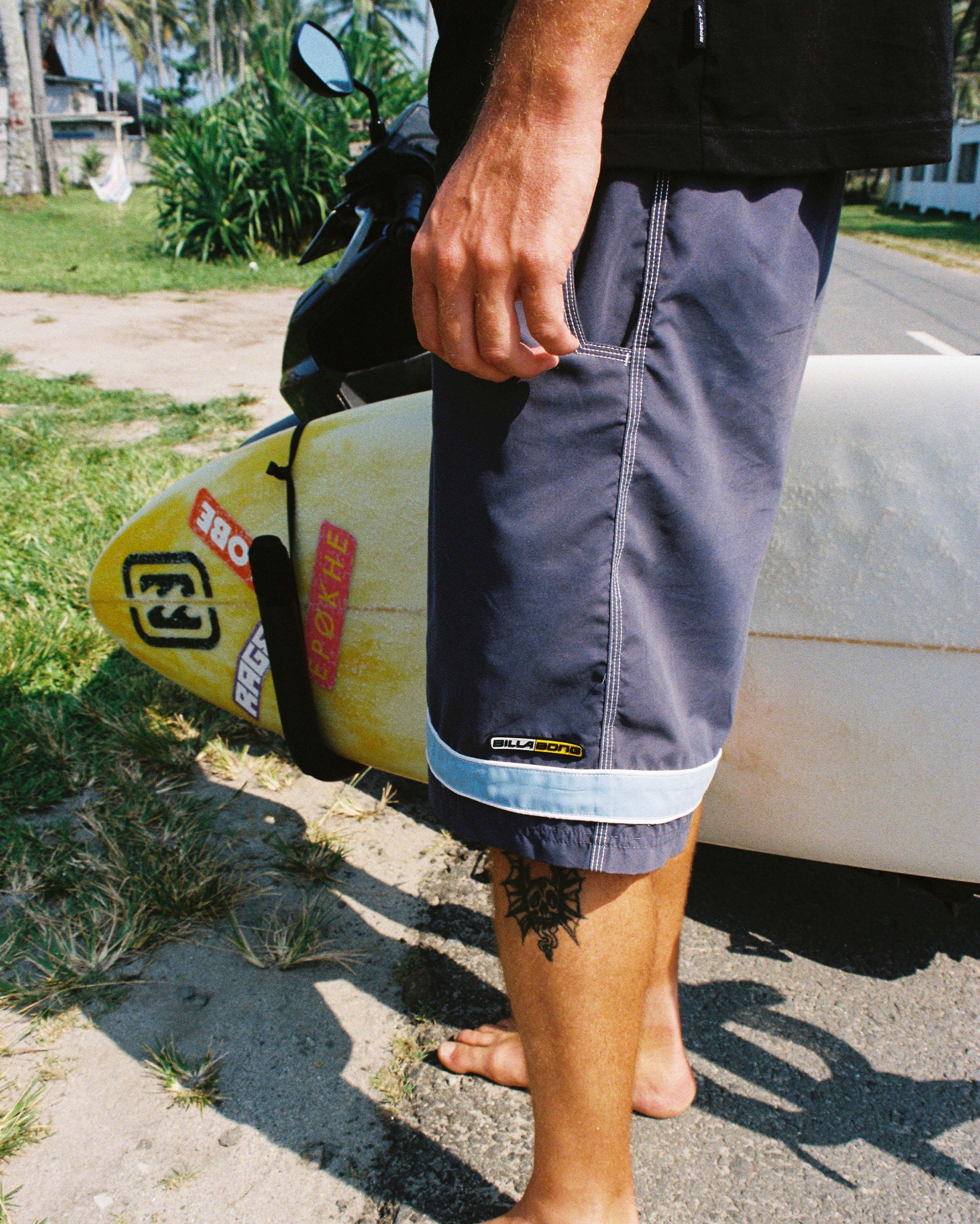 Mens Throw On 2.0 21" Boardshorts - Image 2