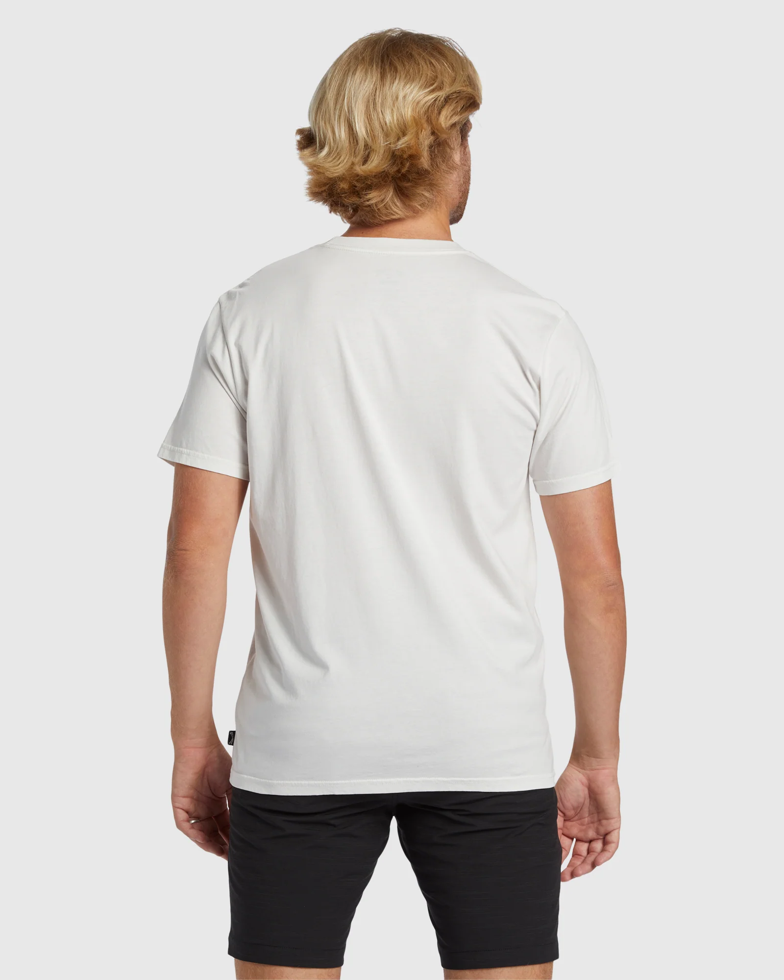 Mens Throwback T-Shirt - Image 3