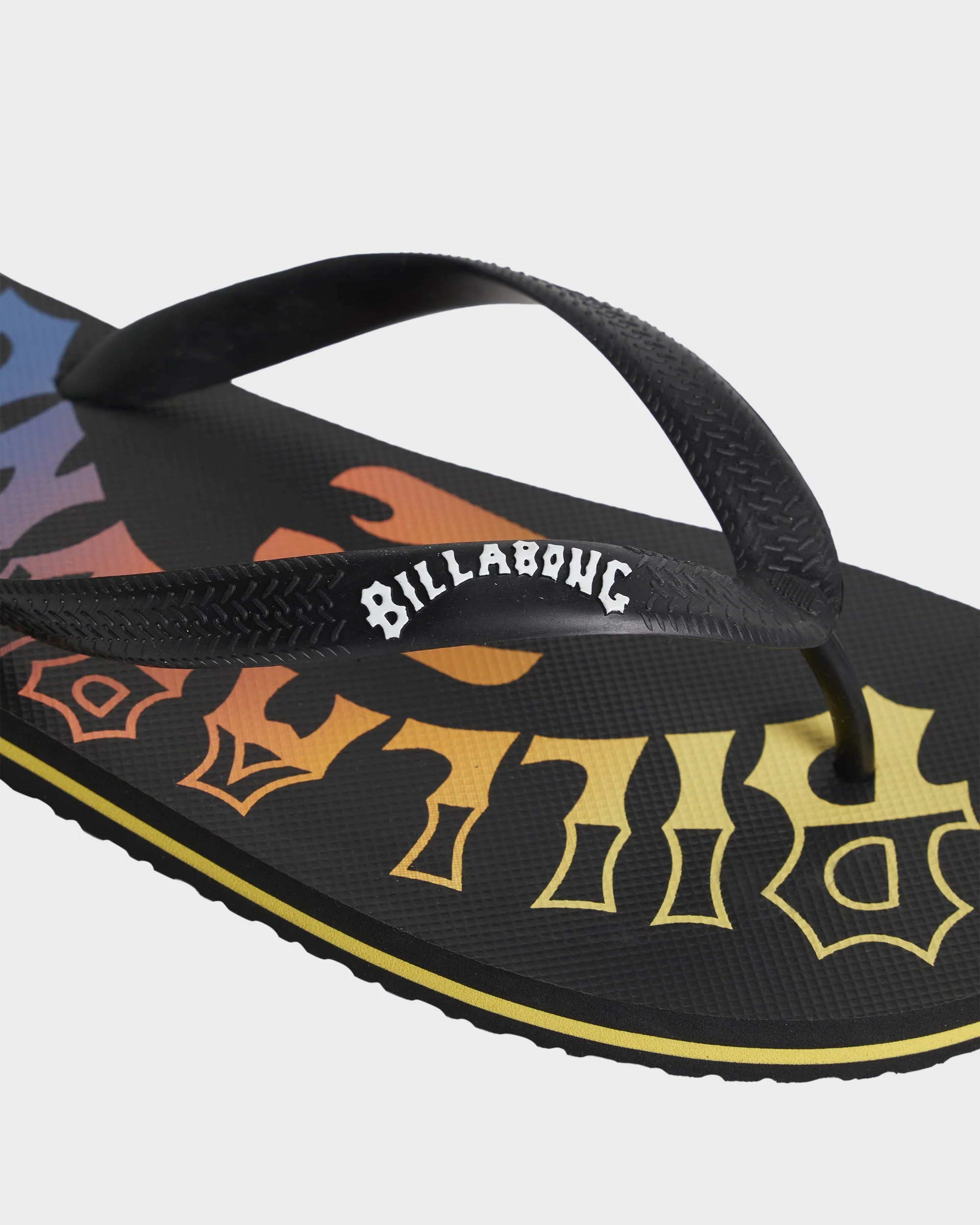 Mens Tides Thongs - Image 4